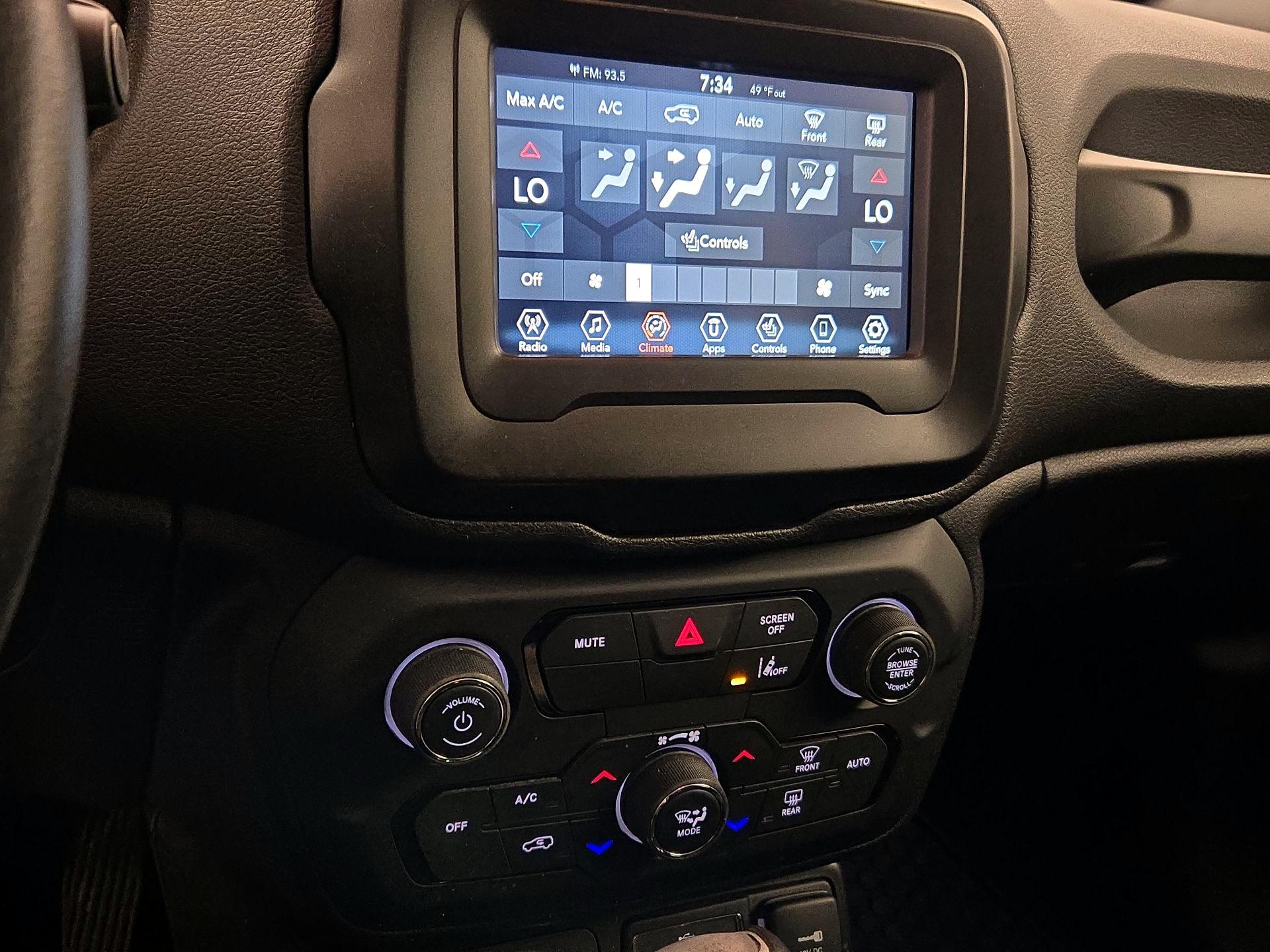 Thumbnail: 2021 Jeep Renegade - 16