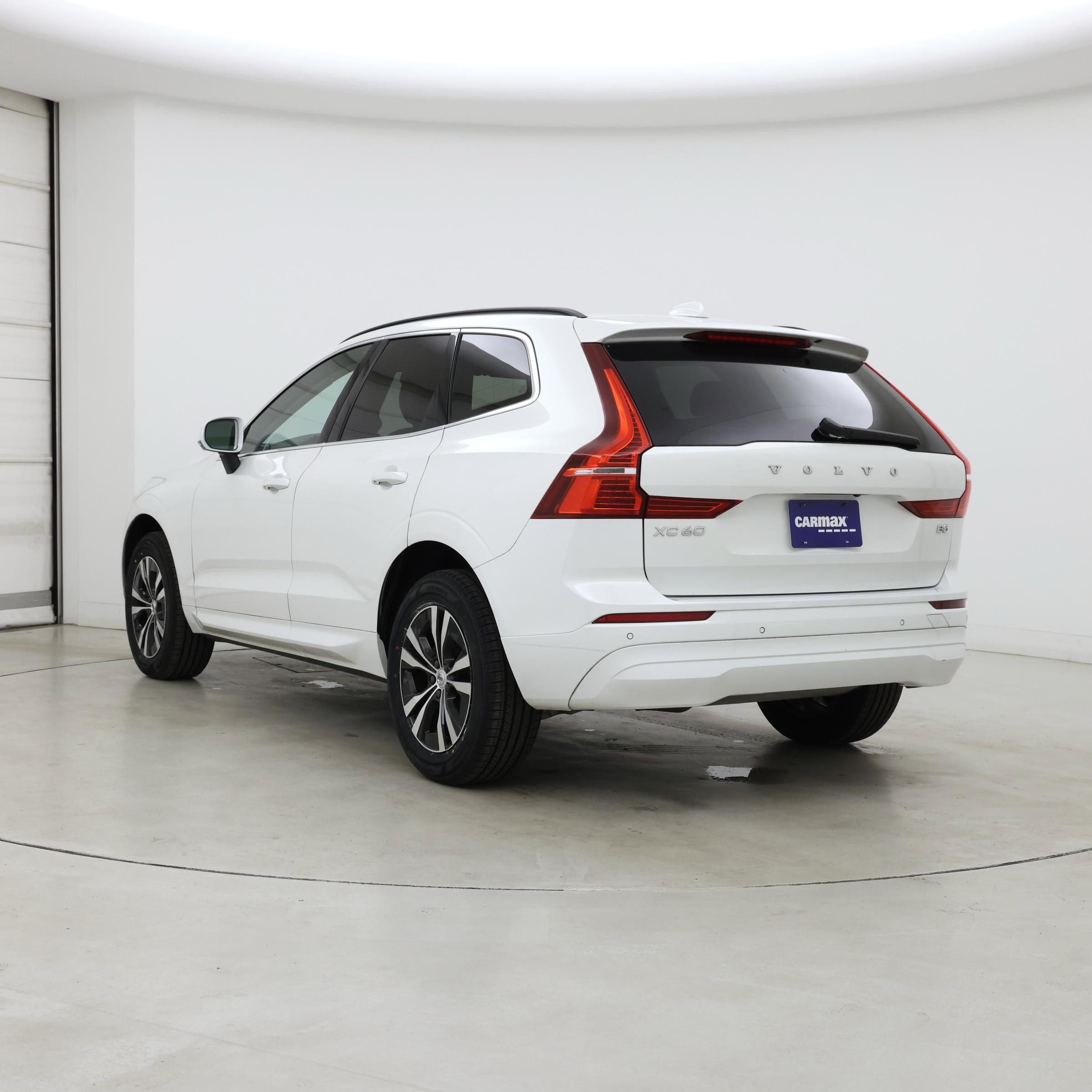 Thumbnail: 2023 Volvo XC60 - 2