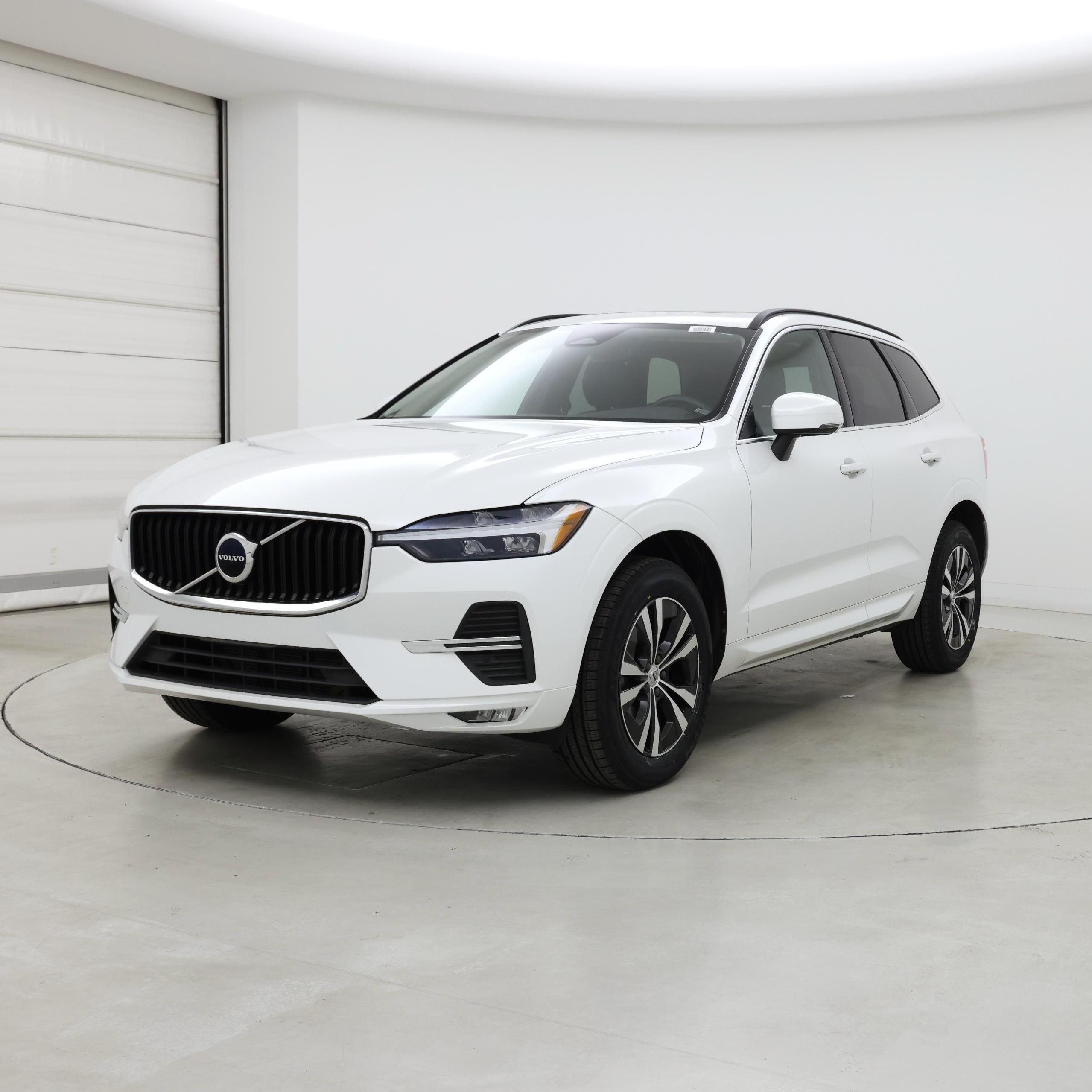Thumbnail: 2023 Volvo XC60 - 4