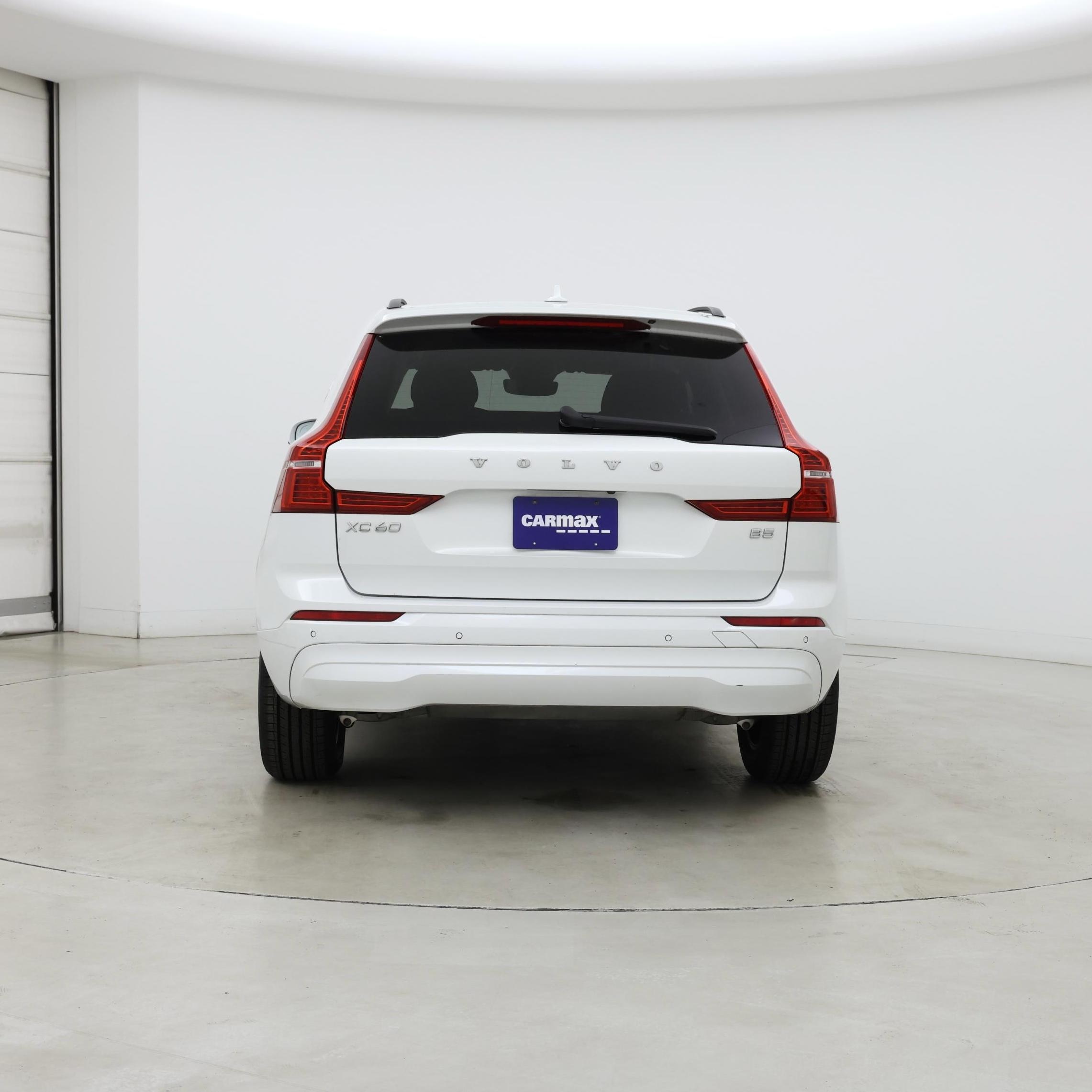 Thumbnail: 2023 Volvo XC60 - 6