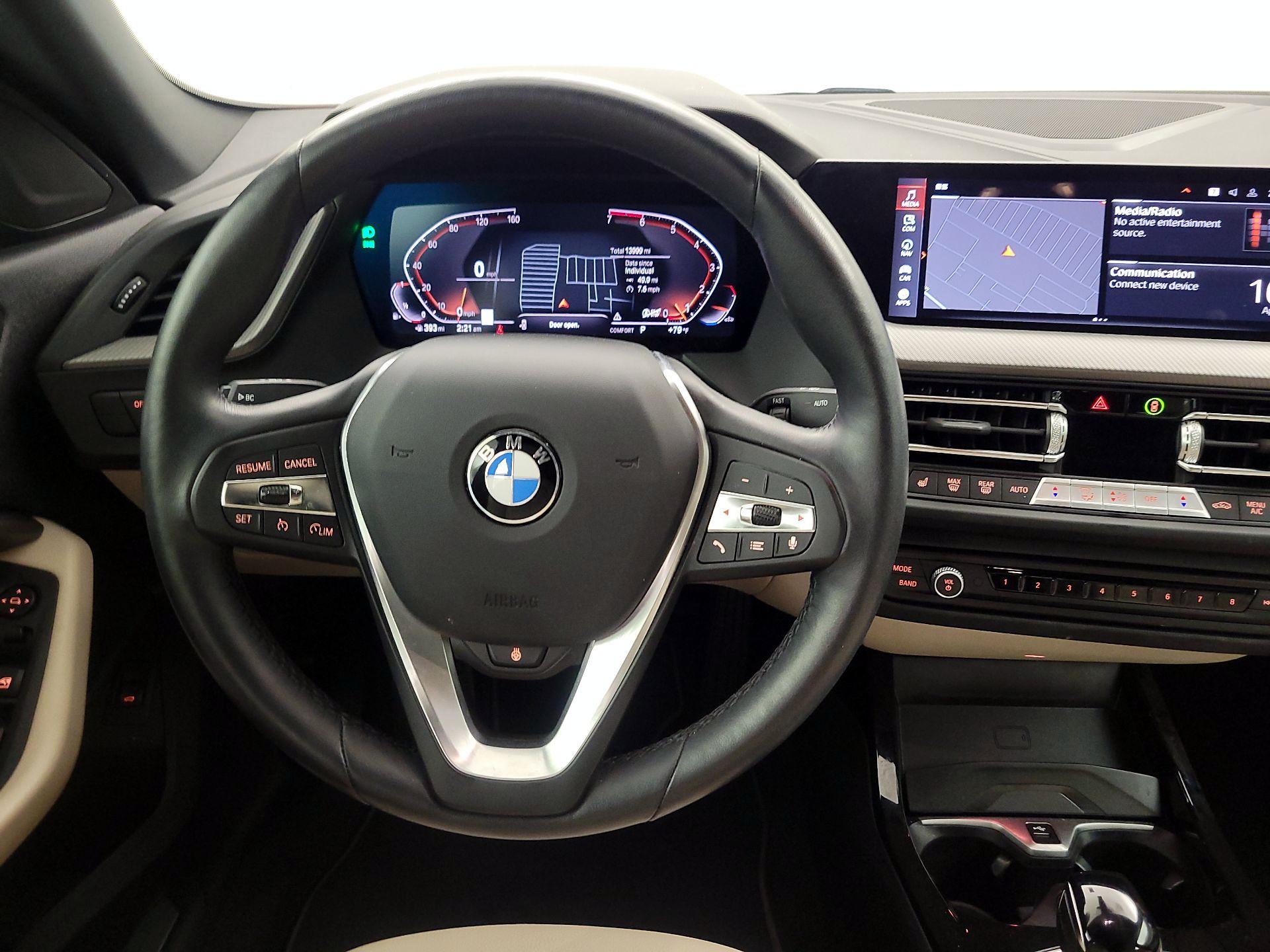 Thumbnail: 2023 BMW 2 Series - 10
