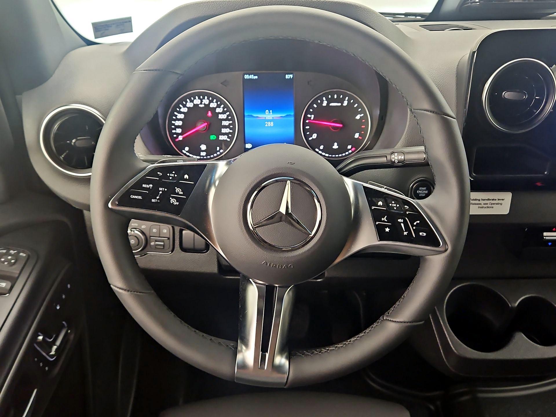 Thumbnail: 2026 Mercedes-Benz Sprinter - 10