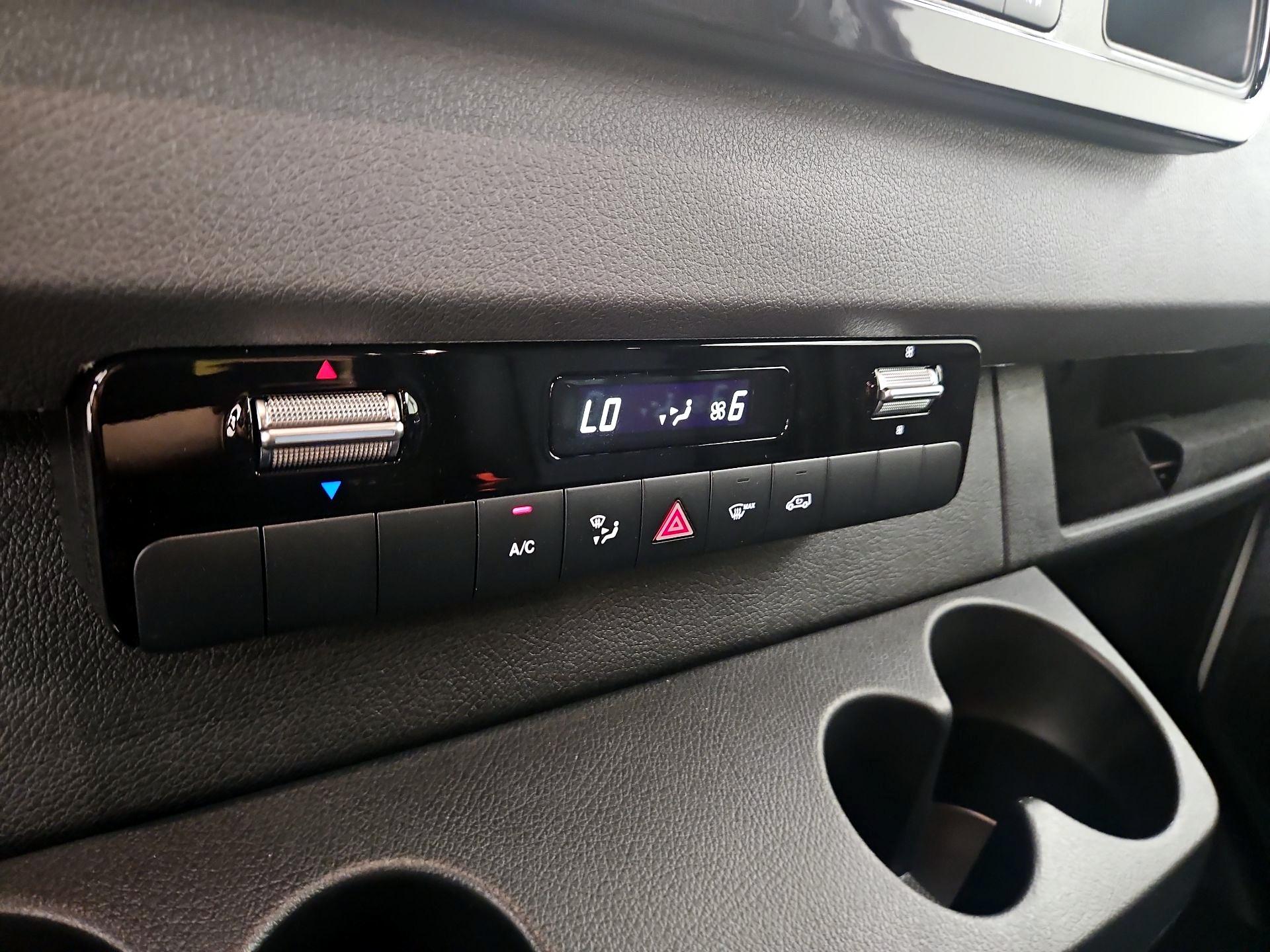 Thumbnail: 2026 Mercedes-Benz Sprinter - 16