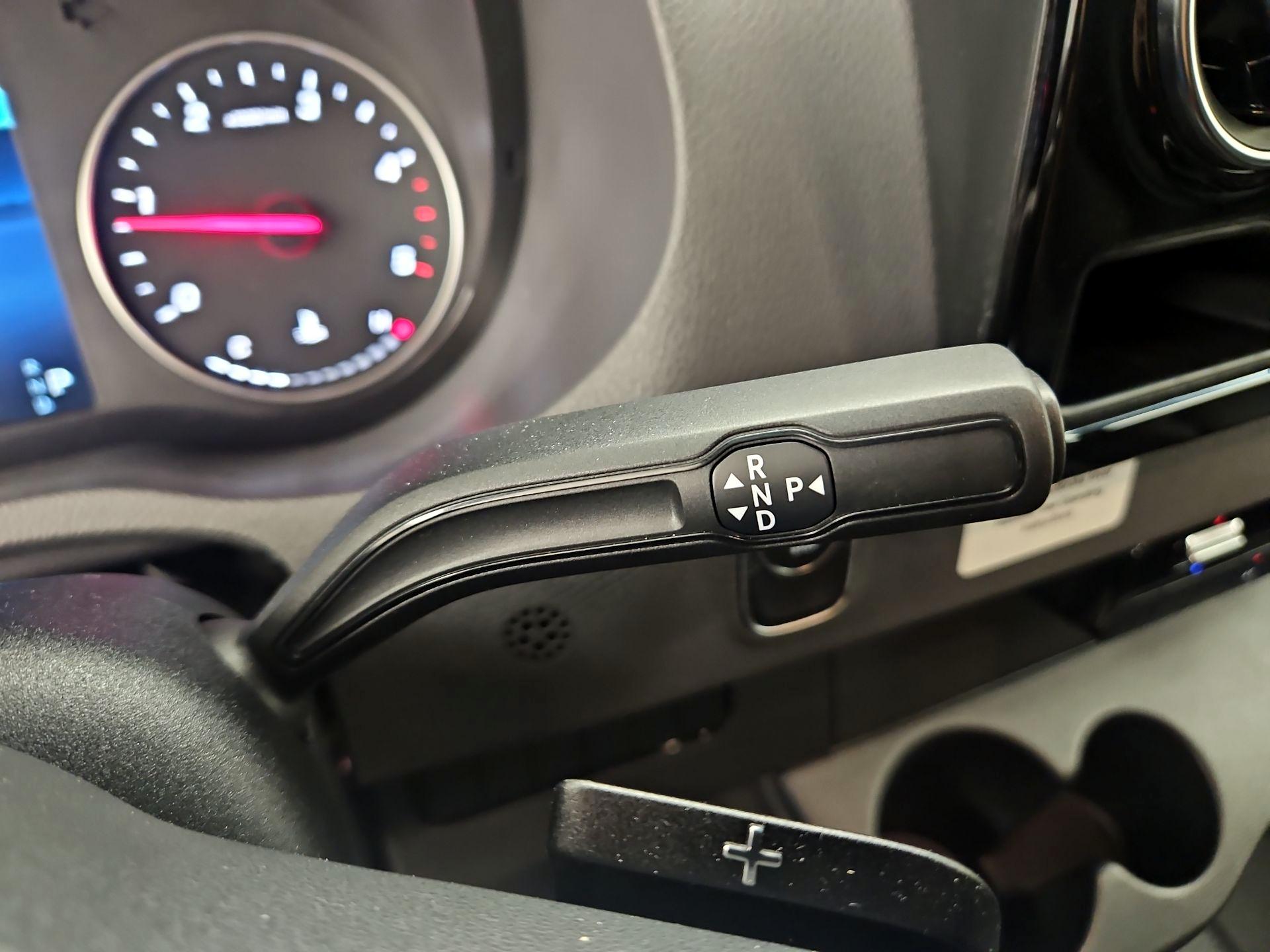 Thumbnail: 2026 Mercedes-Benz Sprinter - 17