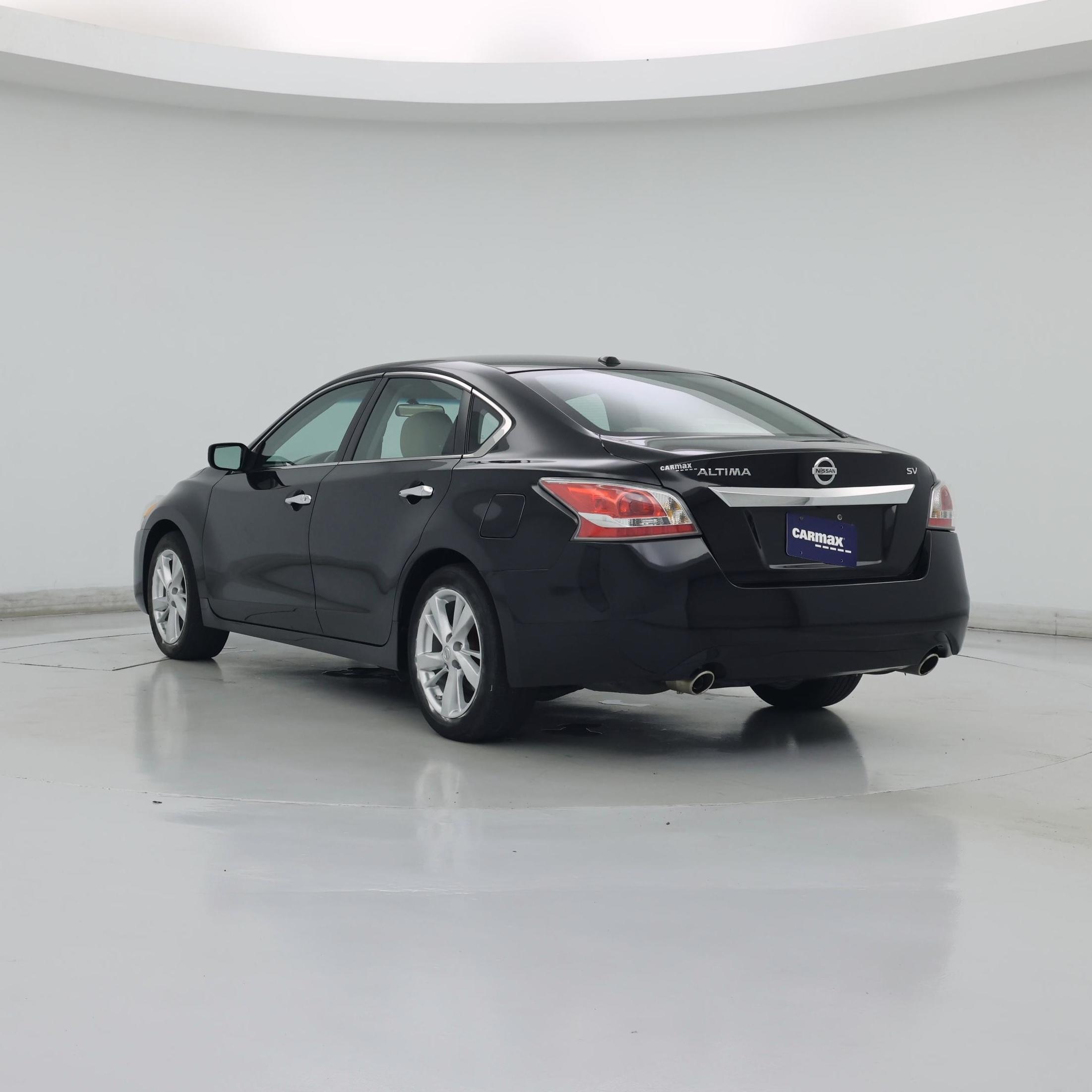 Thumbnail: 2015 Nissan Altima - 2