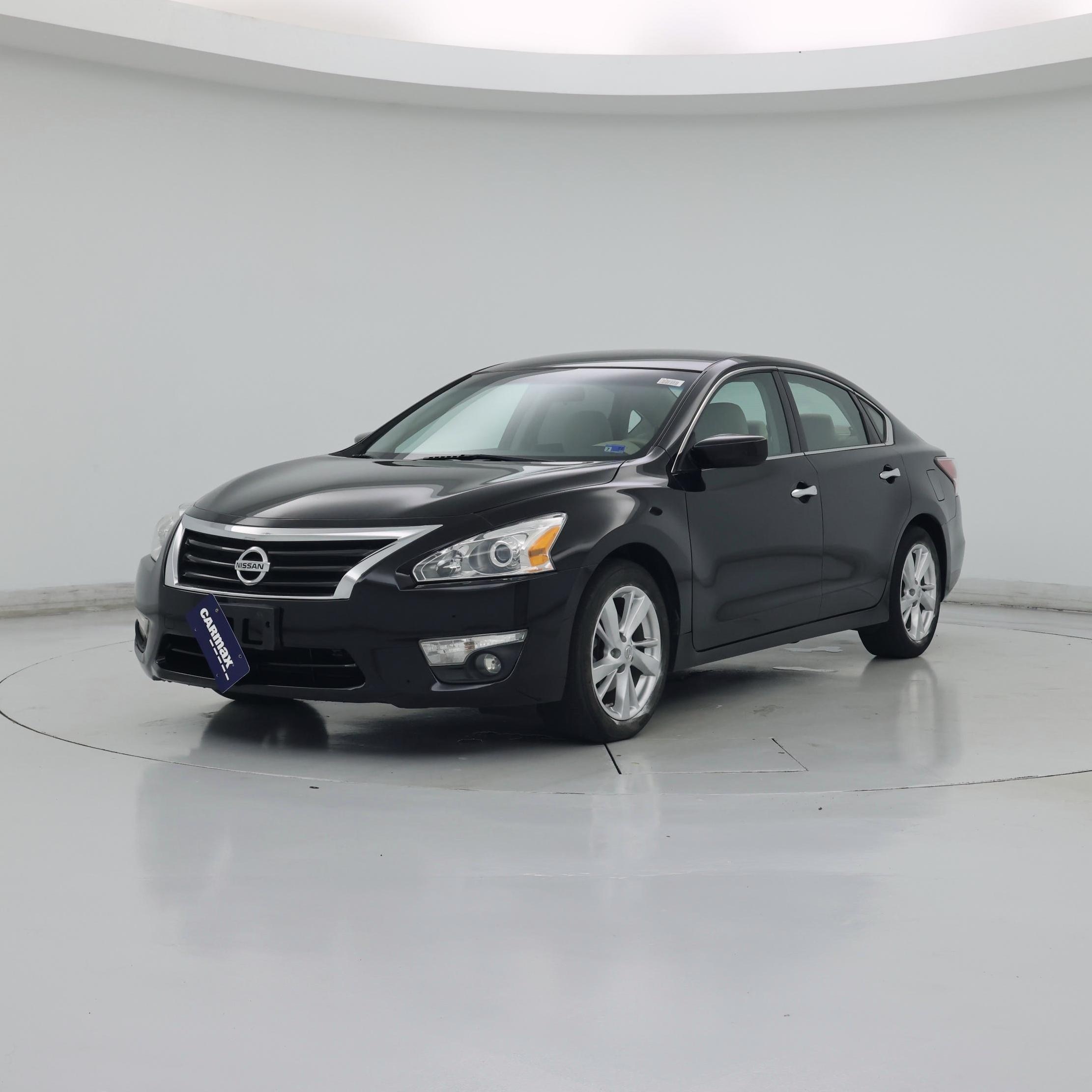 Thumbnail: 2015 Nissan Altima - 4
