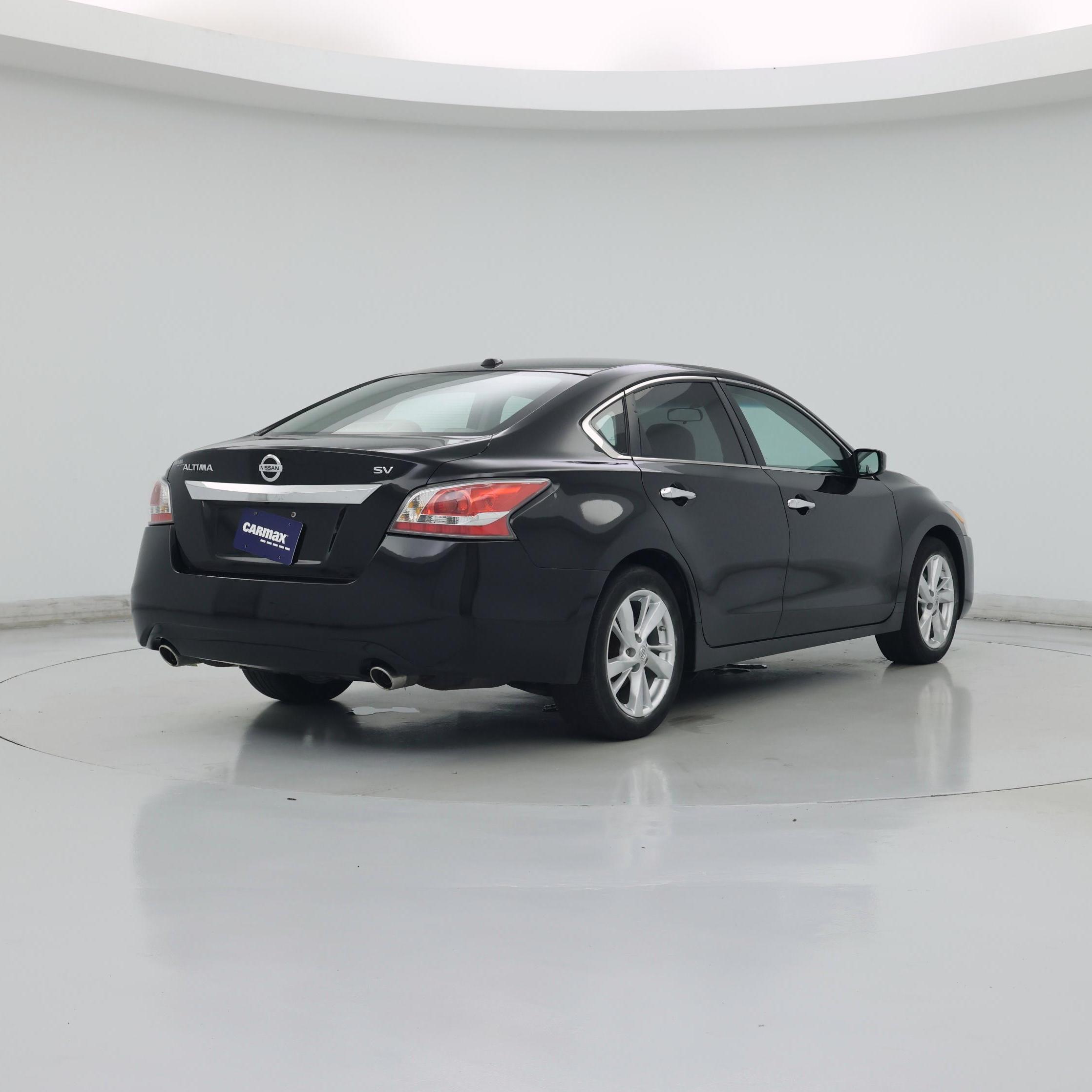 Thumbnail: 2015 Nissan Altima - 8