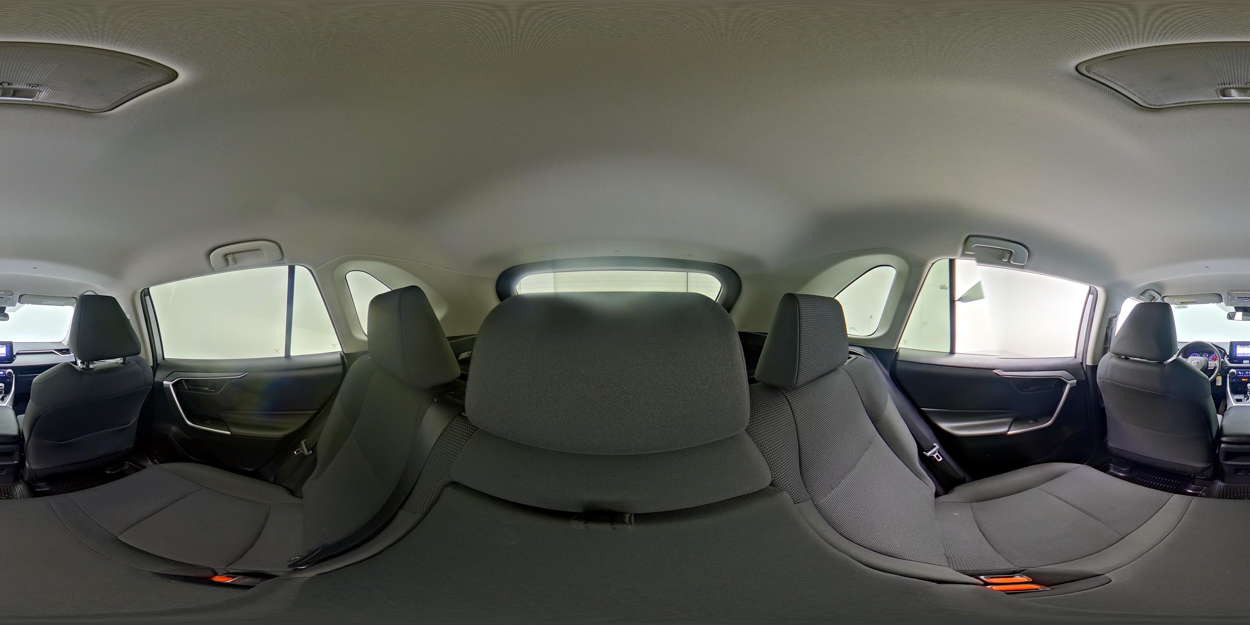 2019 Toyota RAV4 LE - Photo 24