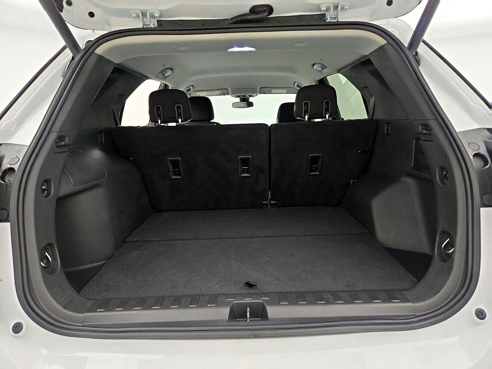 Thumbnail: 2020 Chevrolet Equinox - 19