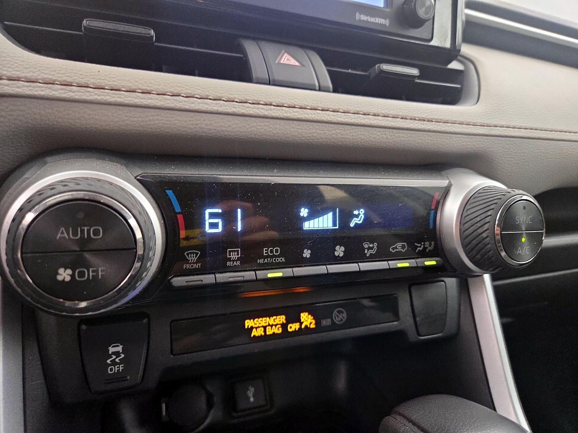 Thumbnail: 2021 Toyota RAV4 - 16