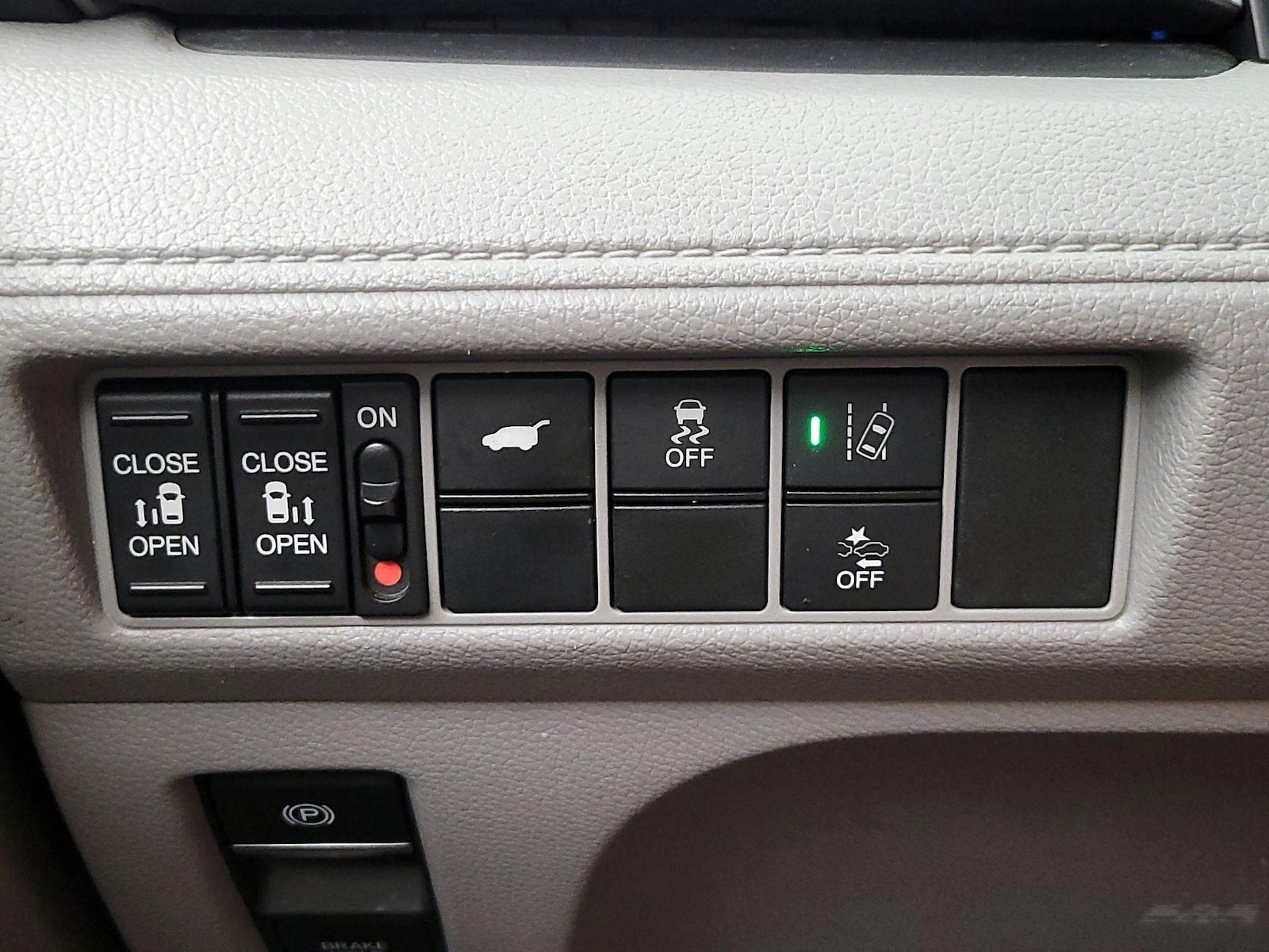 2019 Honda Odyssey EX-L - Photo 14