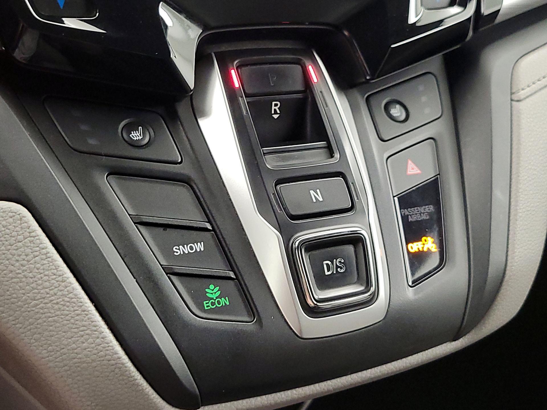 Thumbnail: 2019 Honda Odyssey - 17