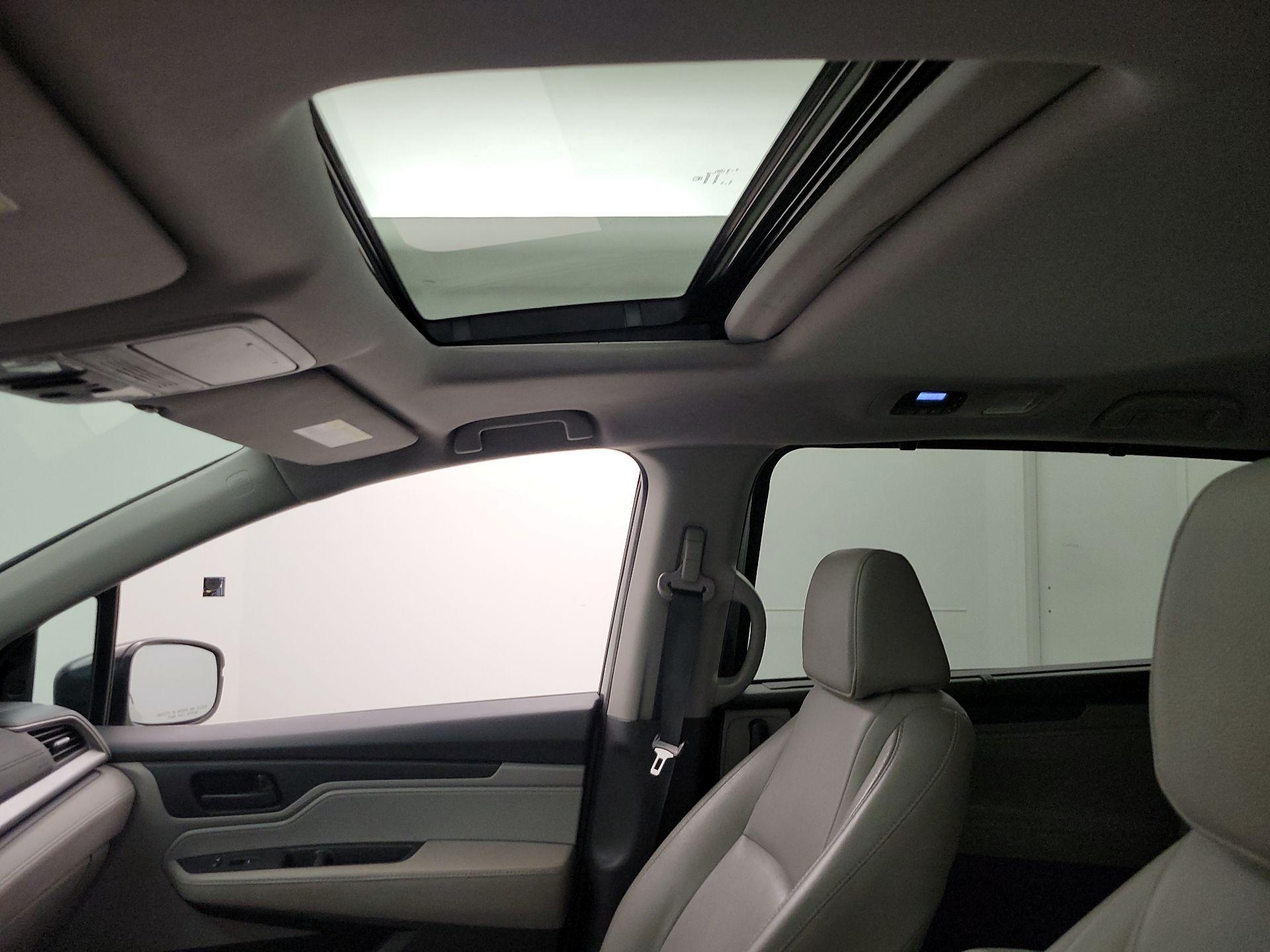 Thumbnail: 2019 Honda Odyssey - 19