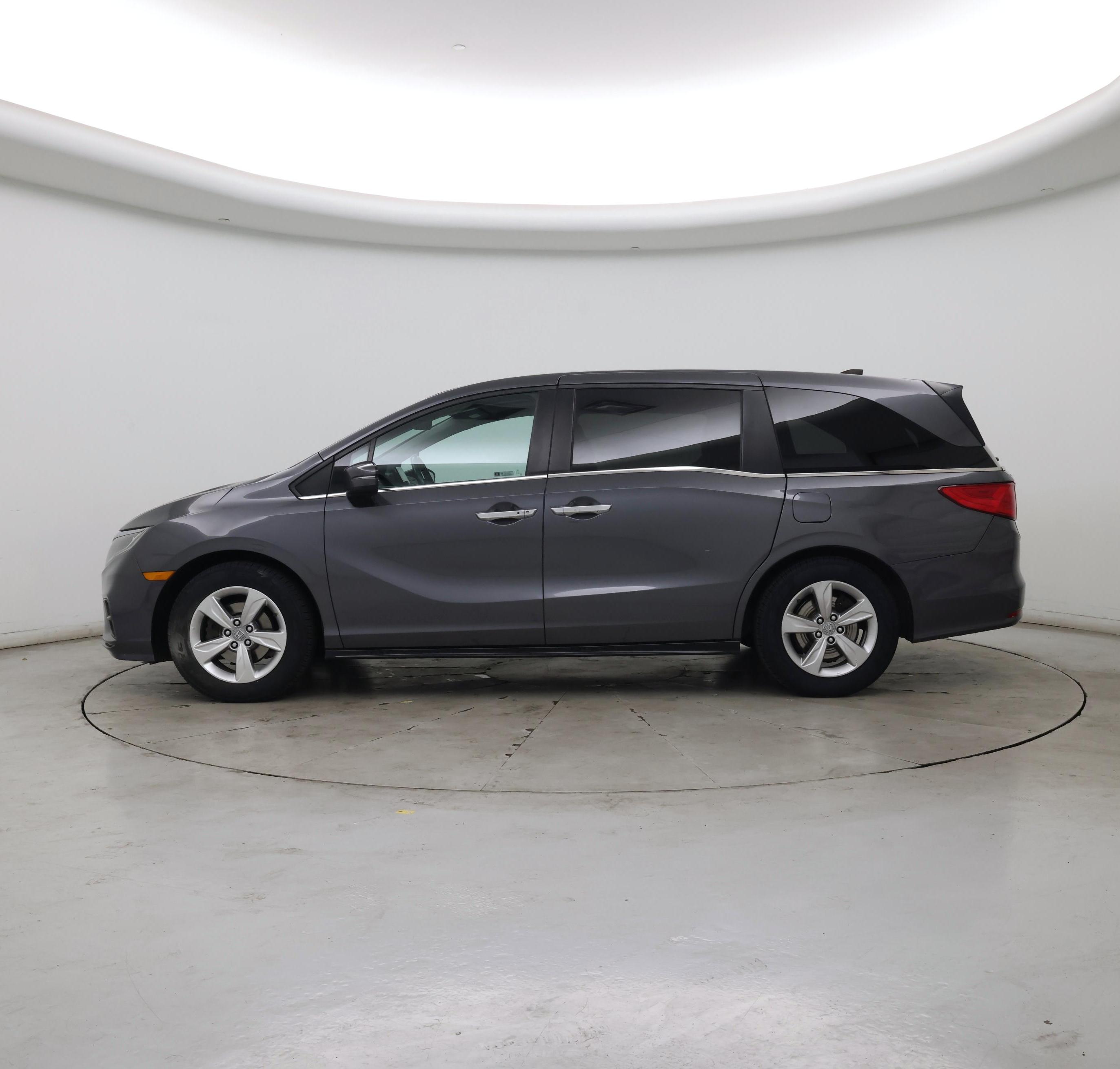 Thumbnail: 2019 Honda Odyssey - 3