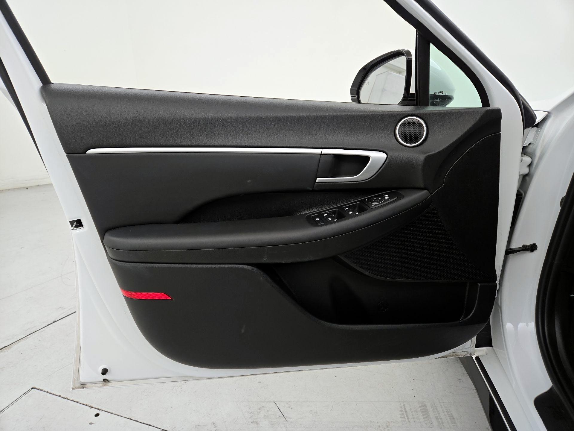 Thumbnail: 2025 Hyundai Sonata - 12