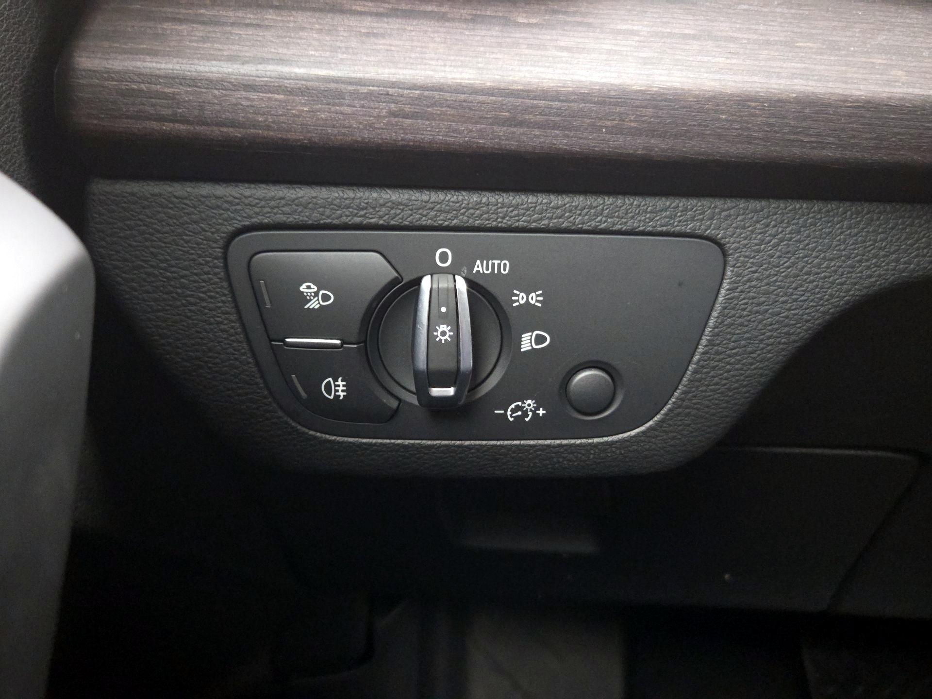 Thumbnail: 2021 Audi Q5 - 13