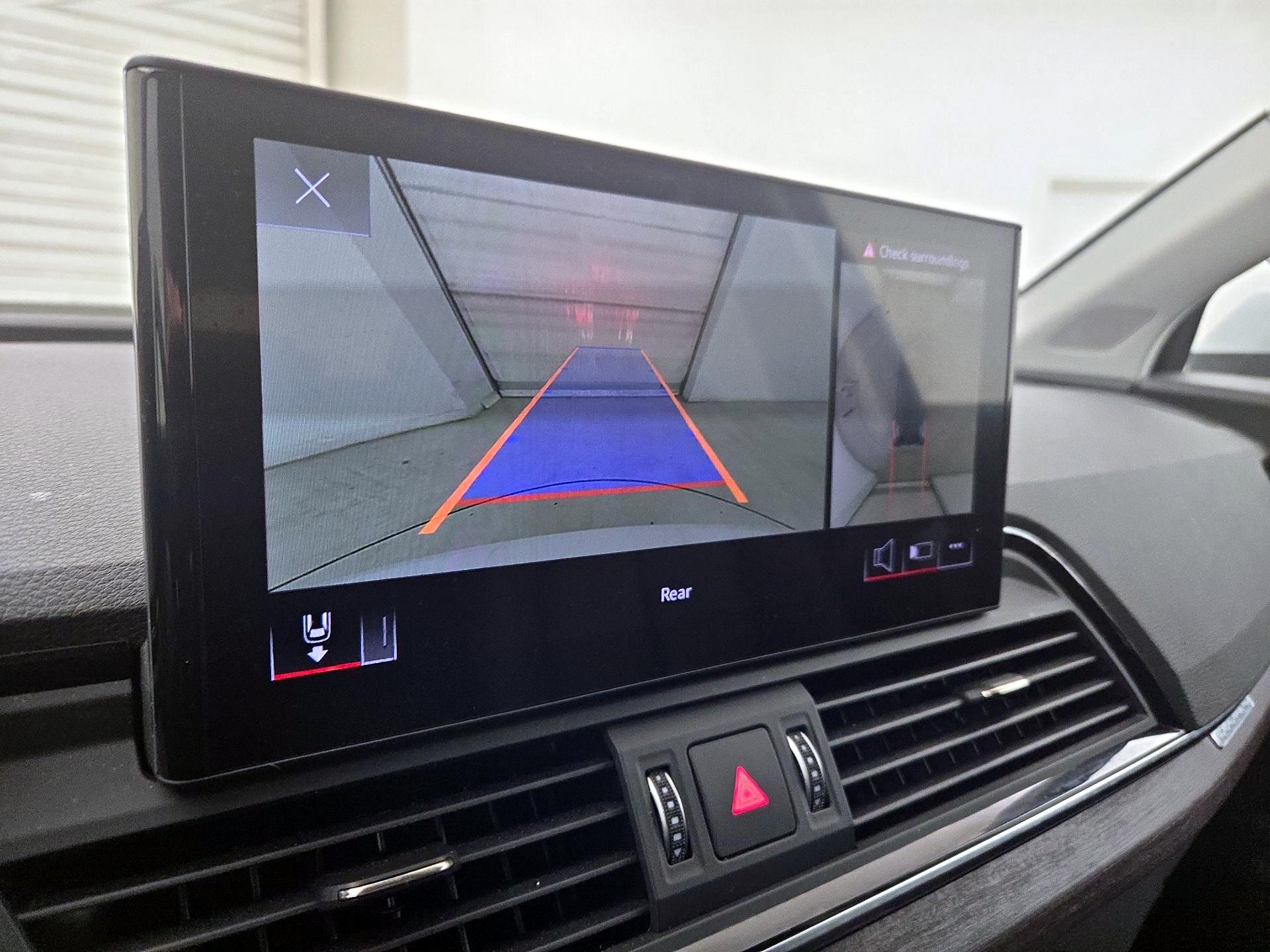 Thumbnail: 2021 Audi Q5 - 15