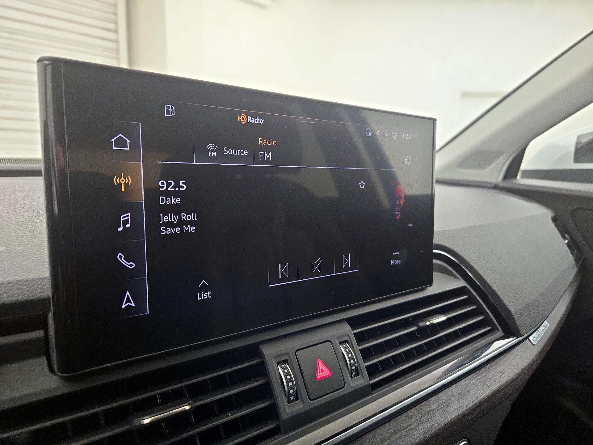 Thumbnail: 2021 Audi Q5 - 16