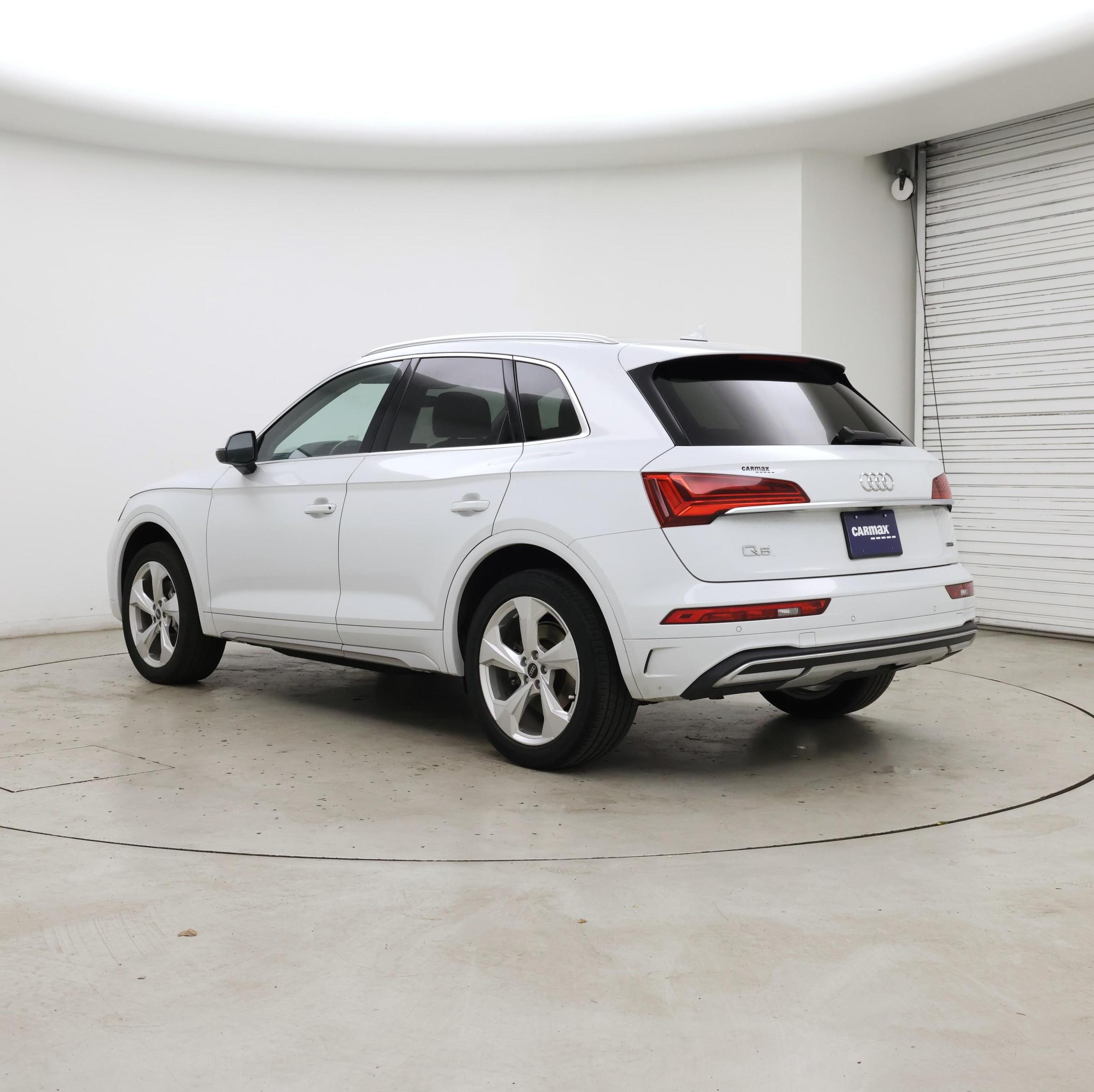 Thumbnail: 2021 Audi Q5 - 2