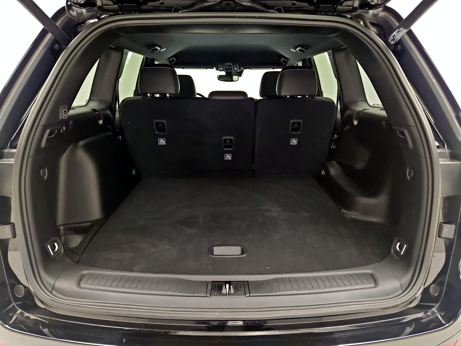 Thumbnail: 2023 Jeep Grand Cherokee - 20