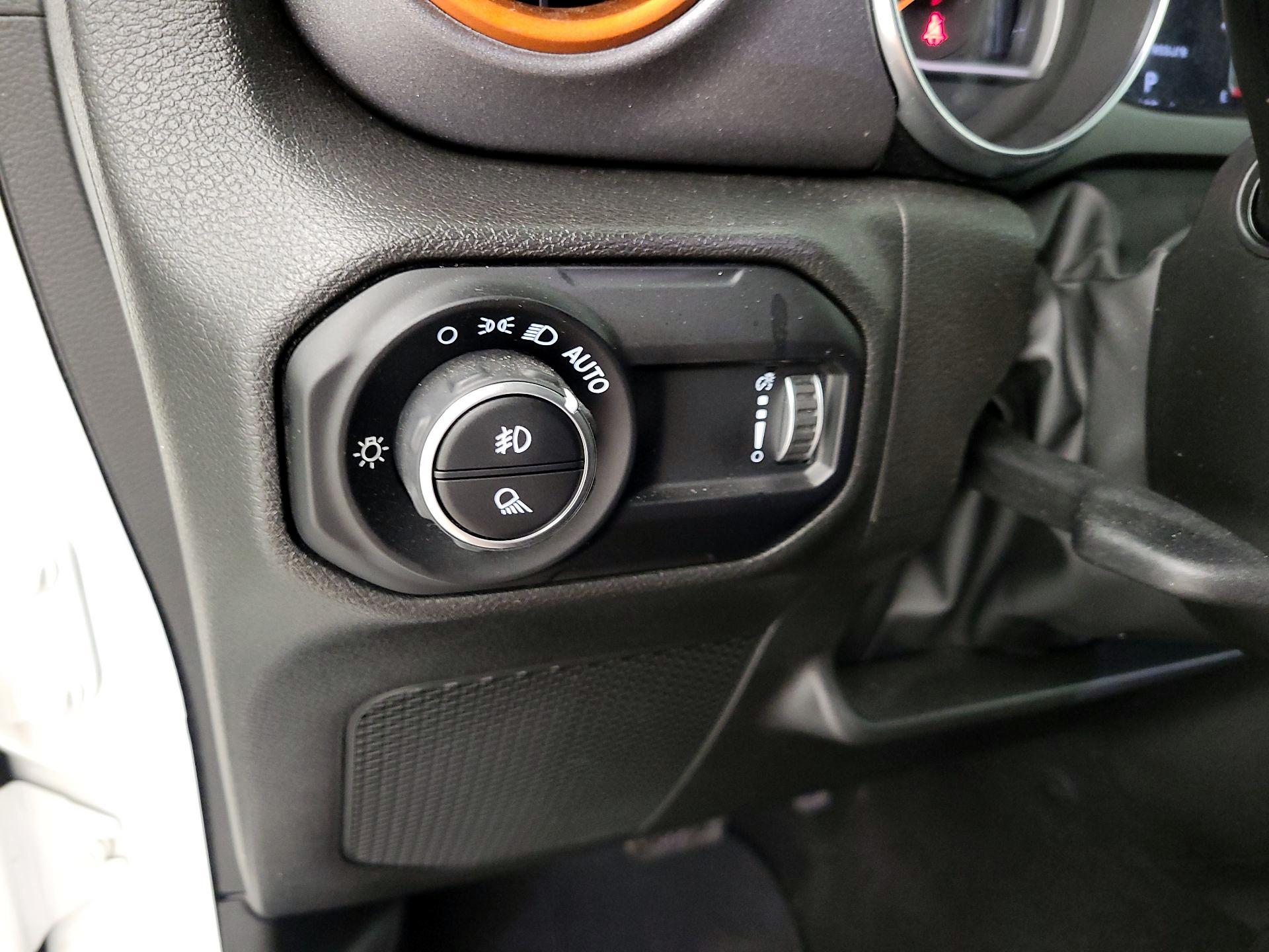 Thumbnail: 2023 Jeep Gladiator - 13