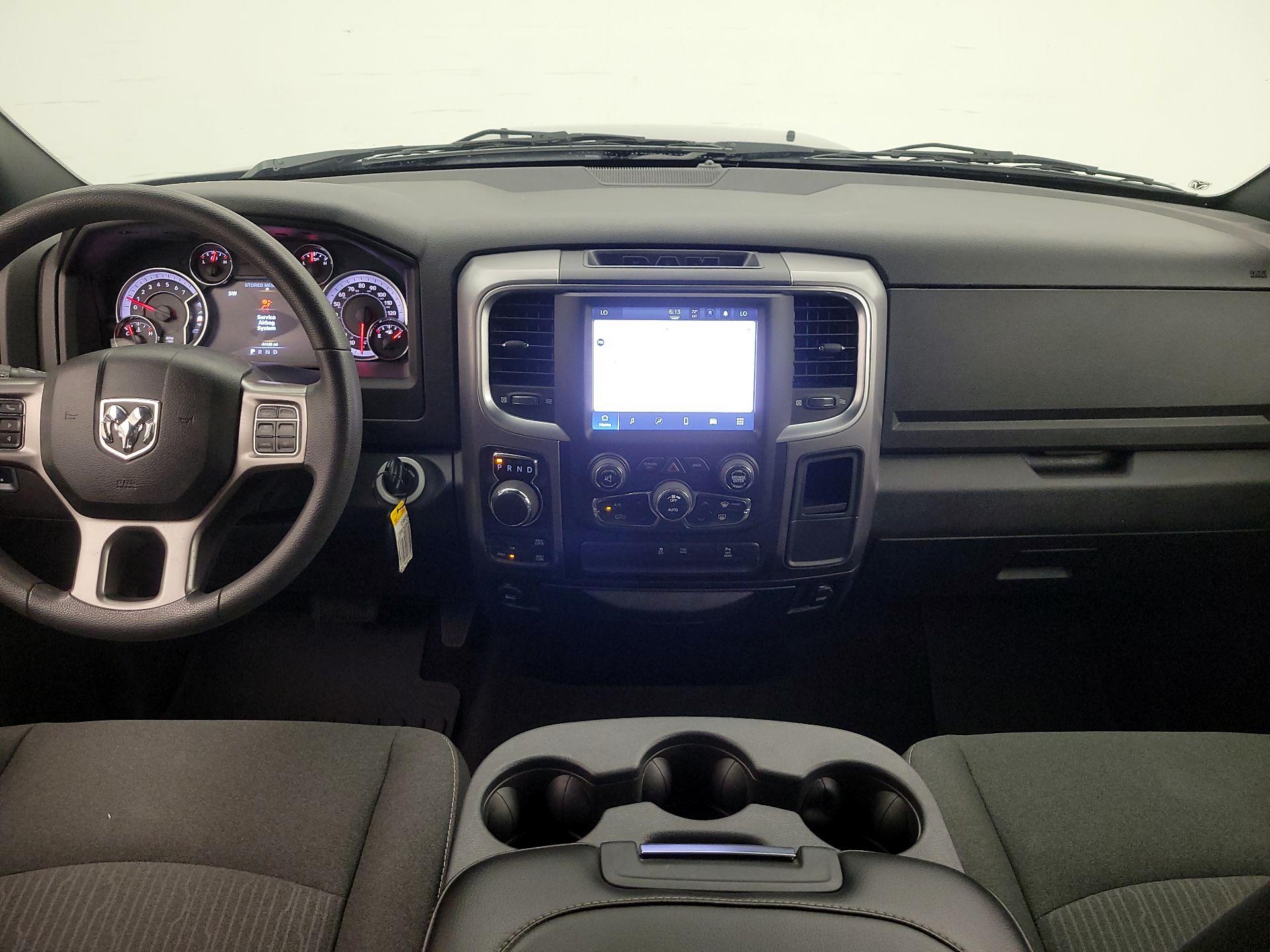 Thumbnail: 2022 RAM 1500 Classic - 9