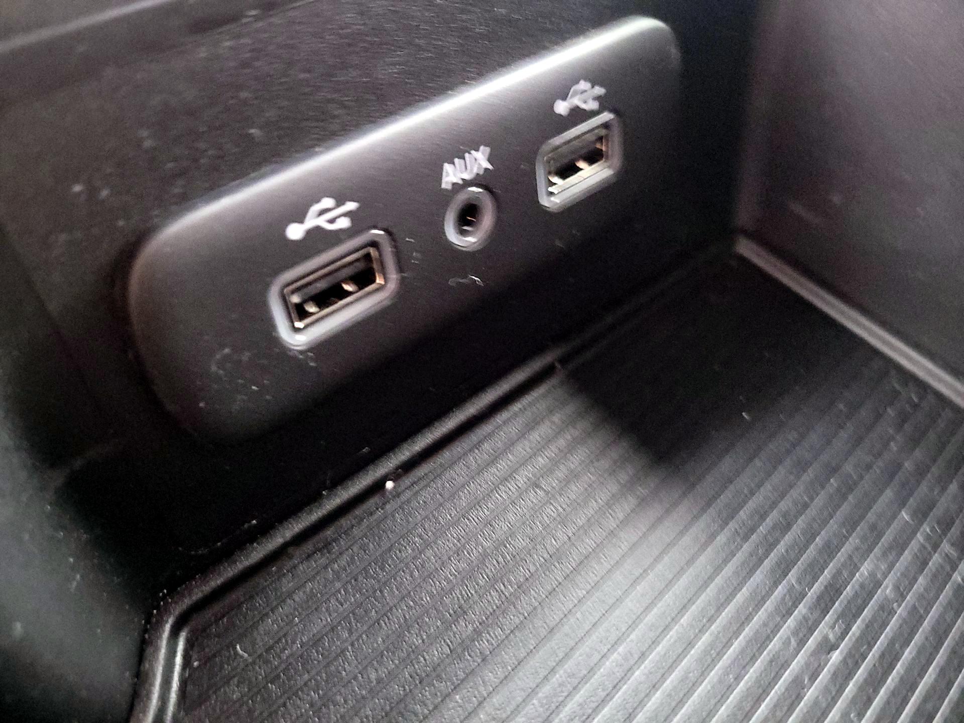 Thumbnail: 2022 RAM 1500 Classic - 18