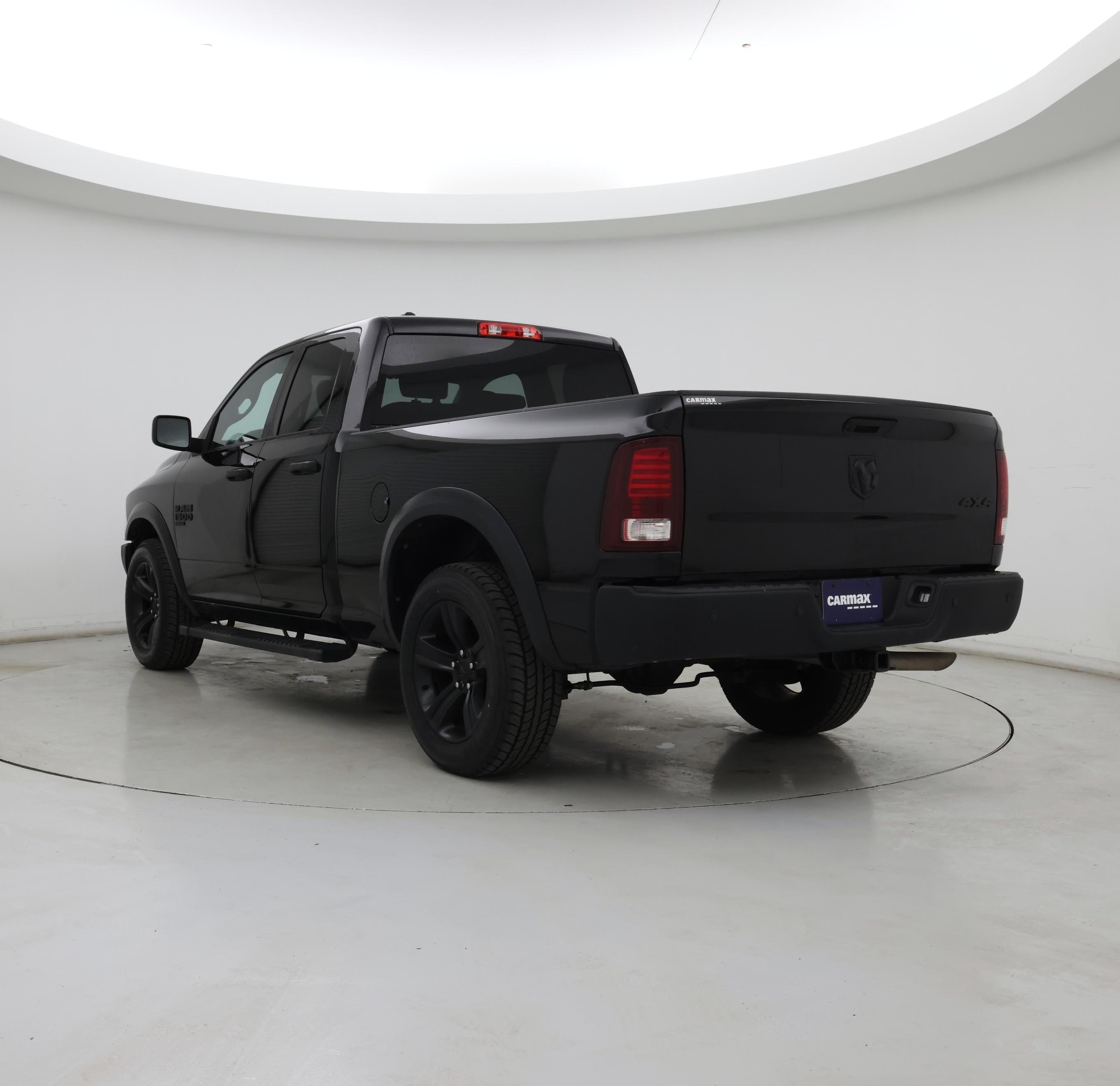 Thumbnail: 2022 RAM 1500 Classic - 2