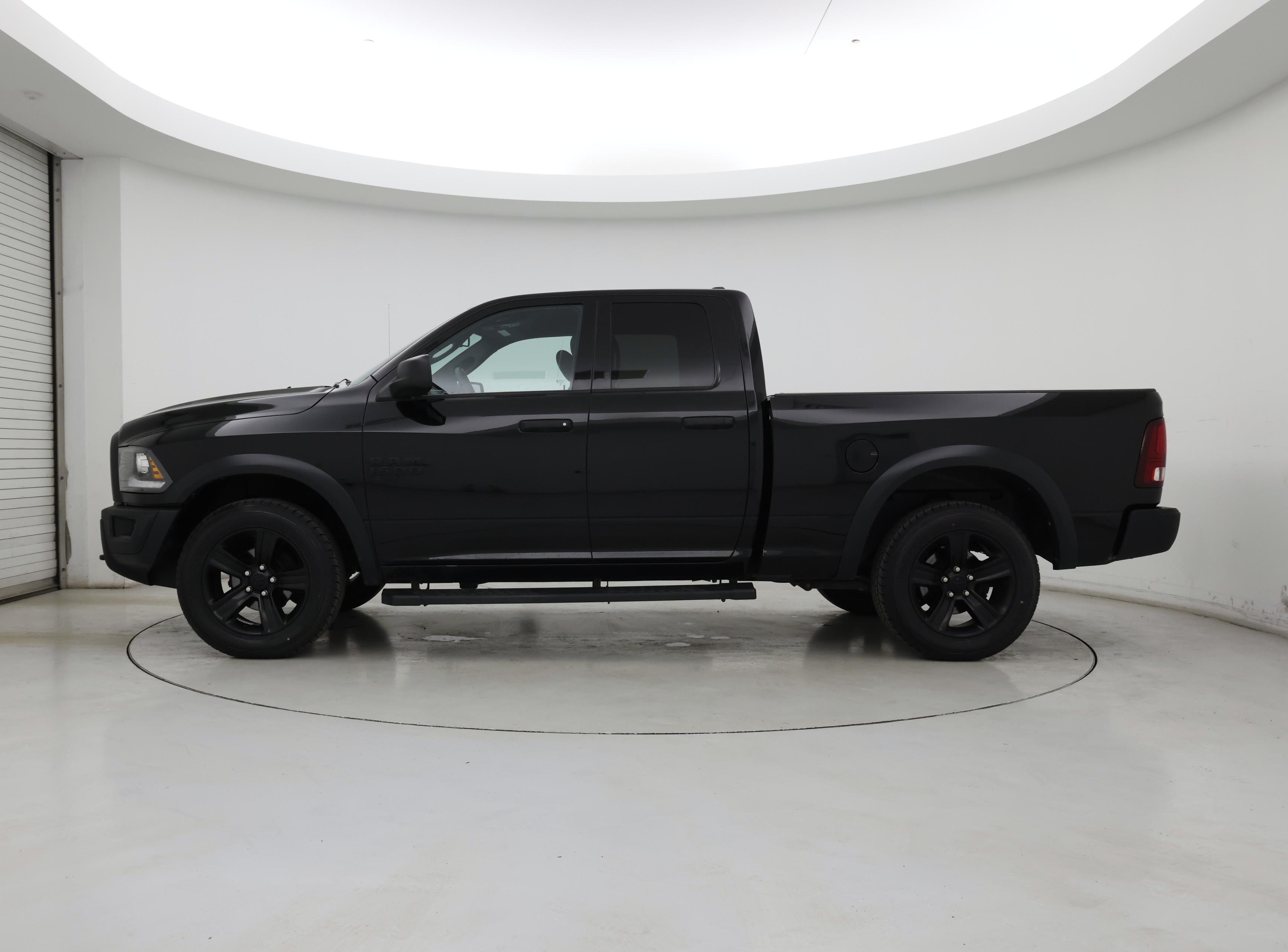 Thumbnail: 2022 RAM 1500 Classic - 3
