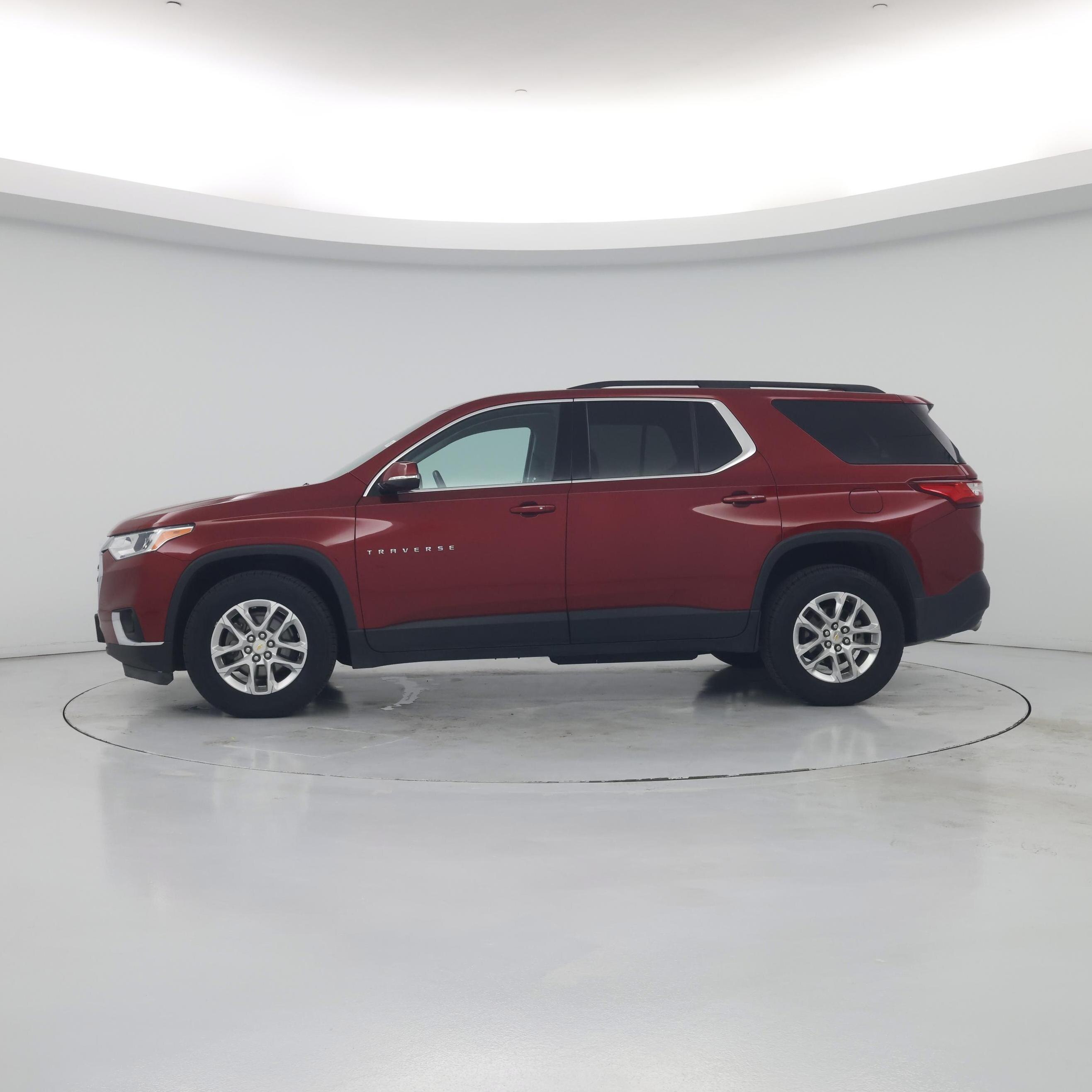 Thumbnail: 2020 Chevrolet Traverse - 3