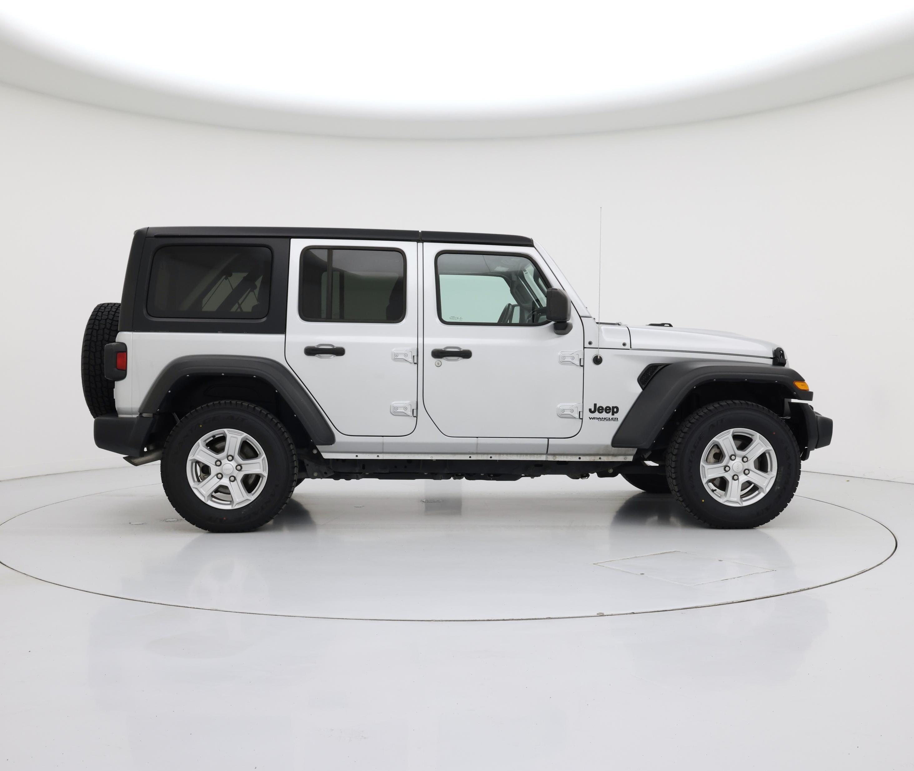 Thumbnail: 2022 Jeep Wrangler - 7