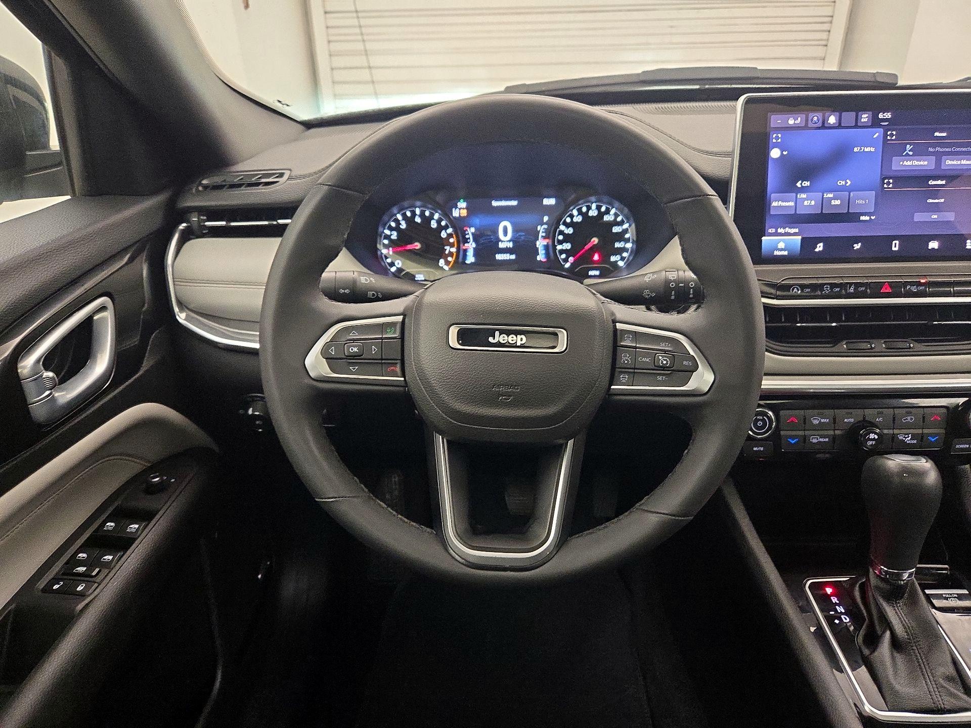 Thumbnail: 2023 Jeep Compass - 10