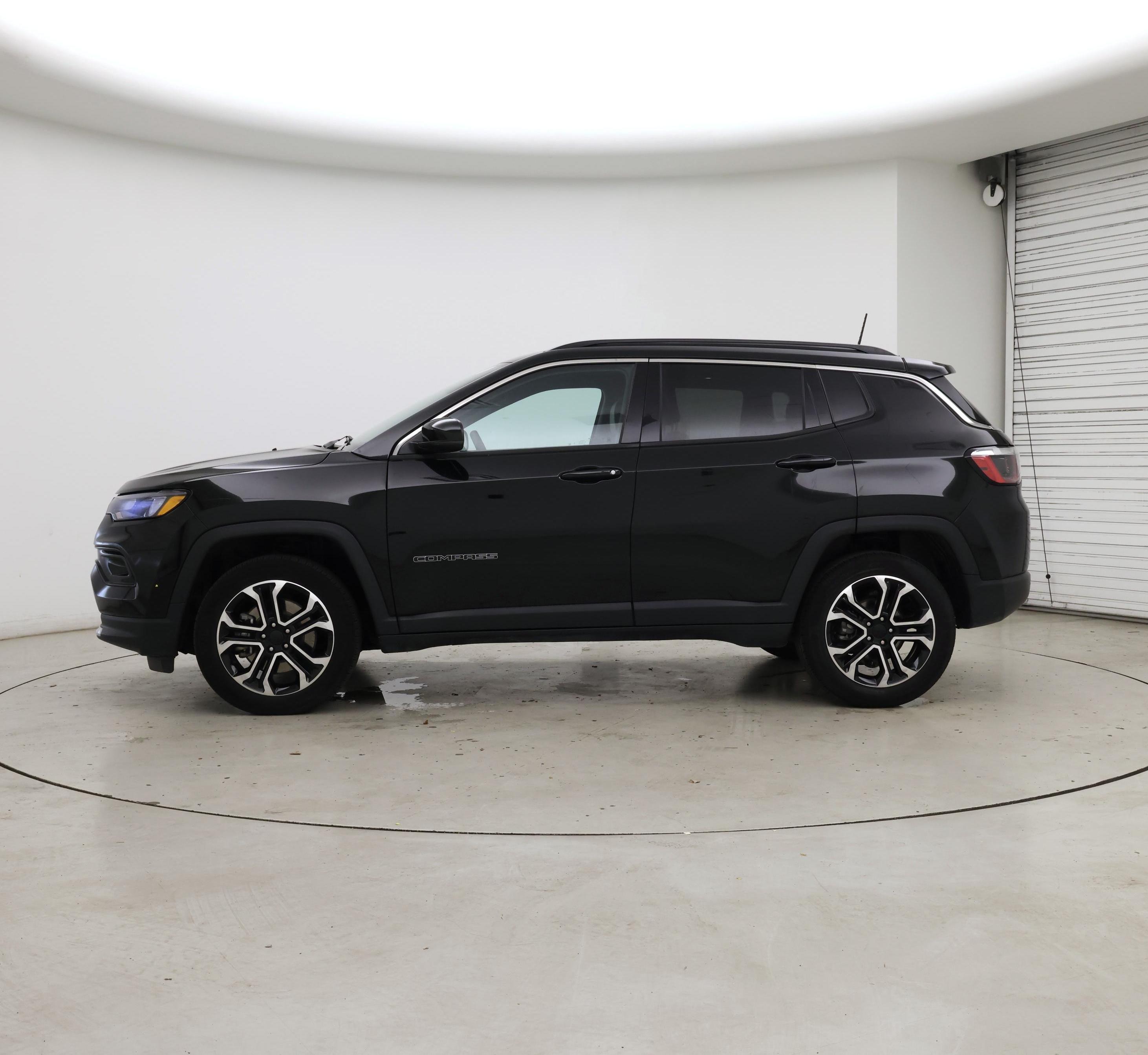 Thumbnail: 2023 Jeep Compass - 3