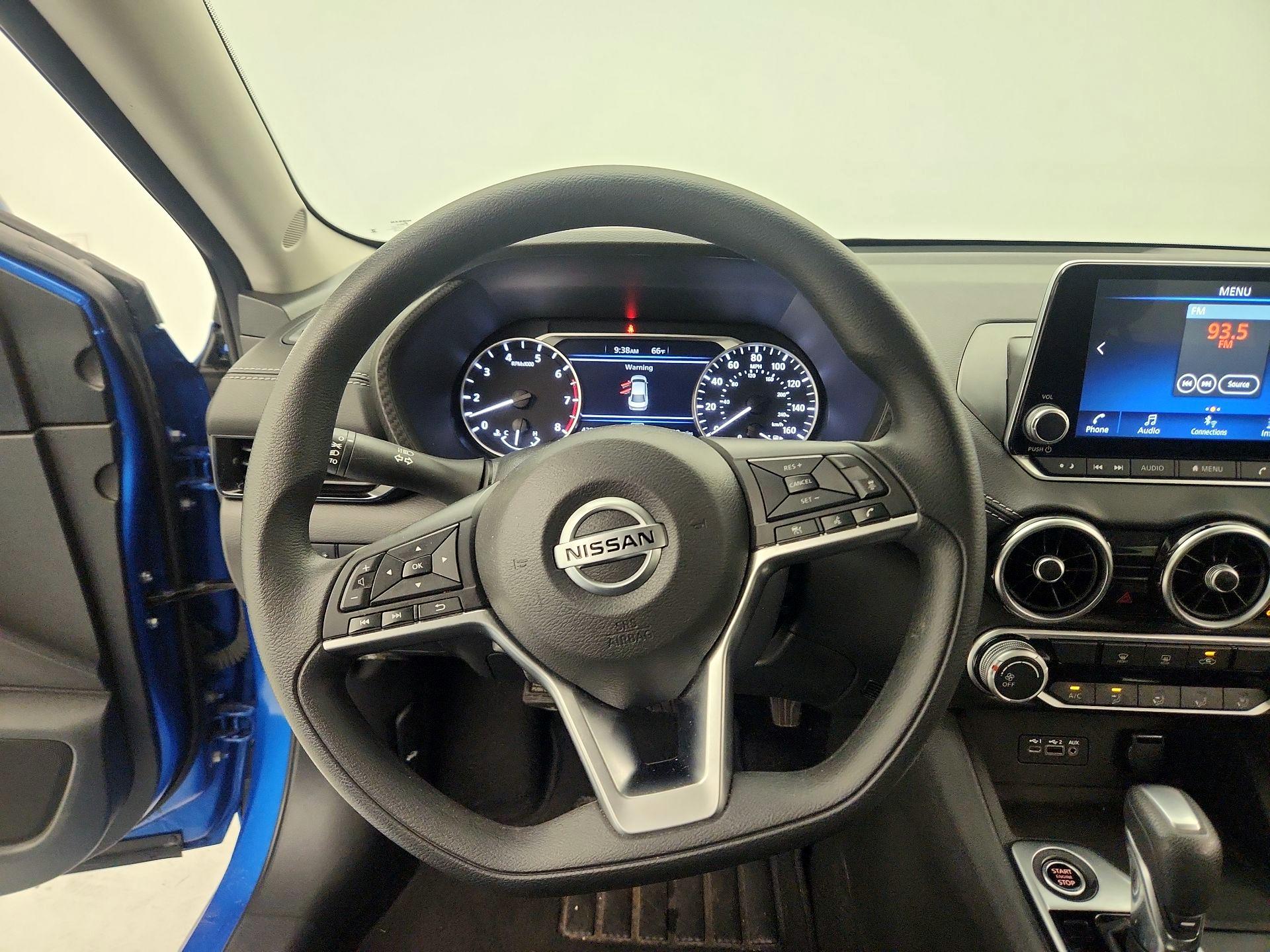 Thumbnail: 2023 Nissan Sentra - 10