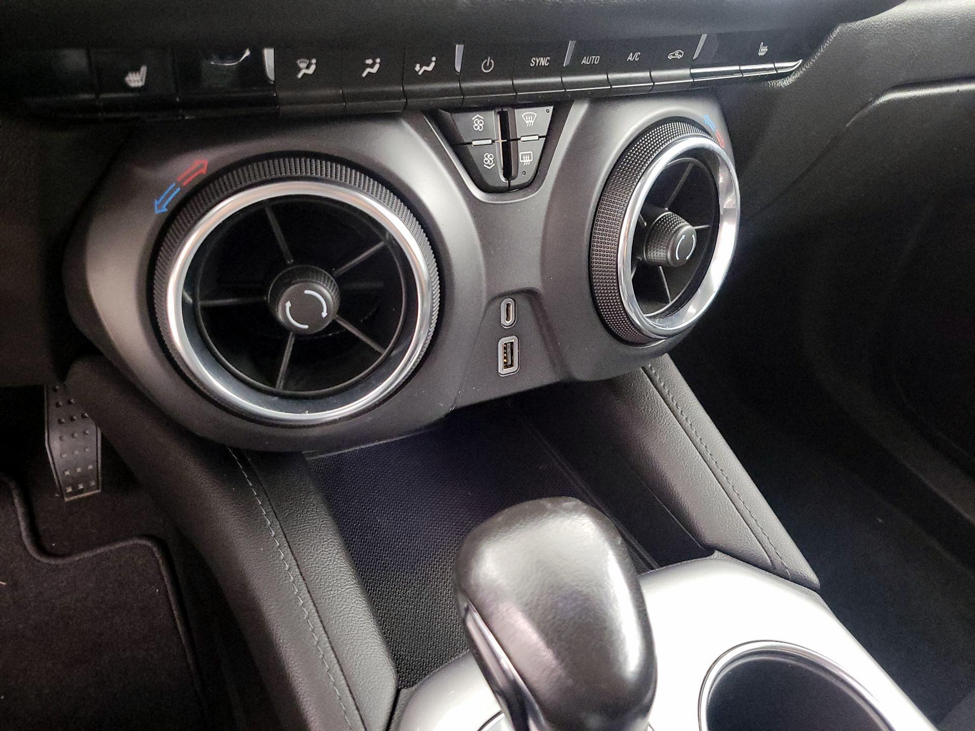 Thumbnail: 2020 Chevrolet Blazer - 16