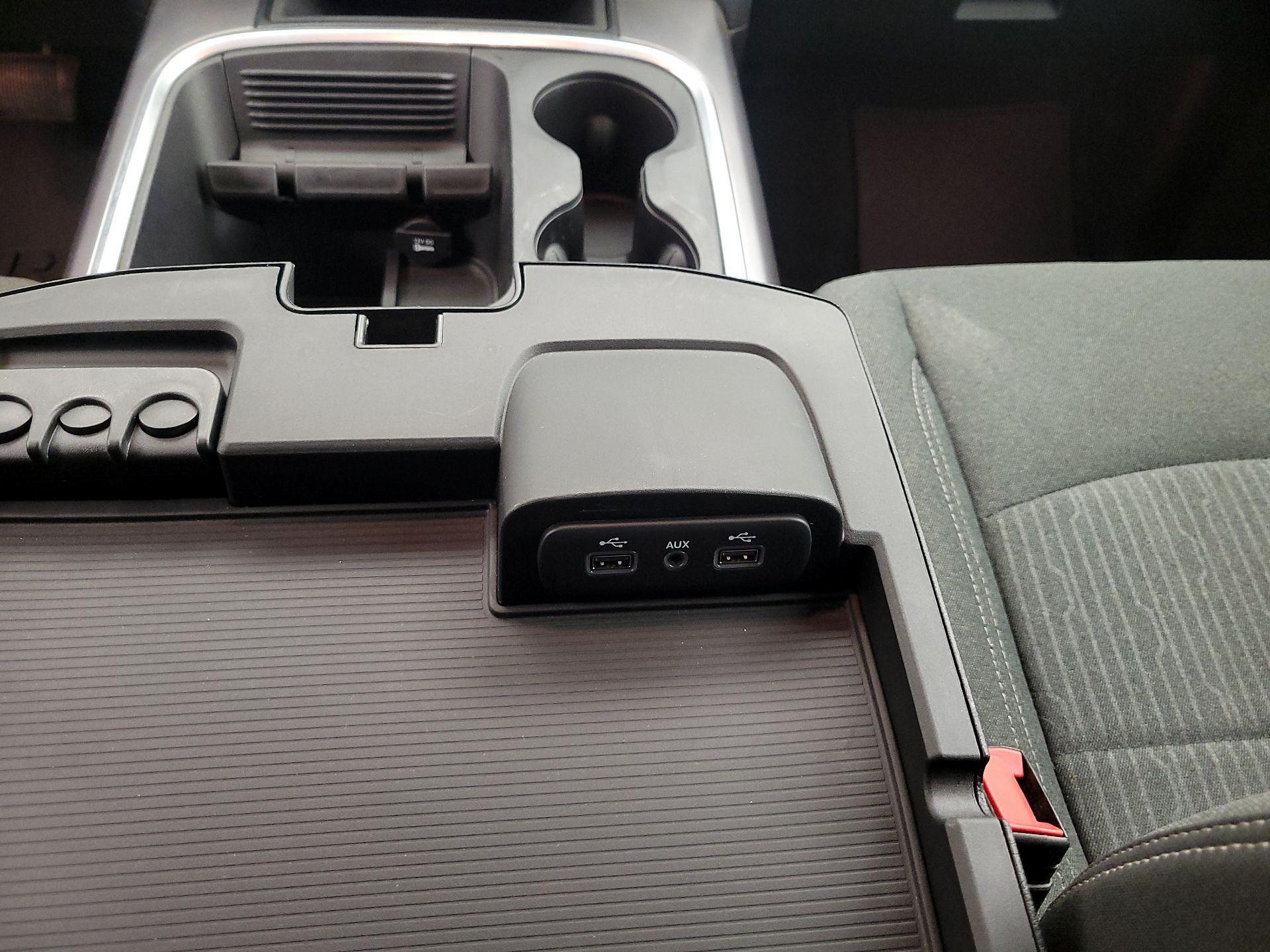 Thumbnail: 2021 RAM 1500 Classic - 18