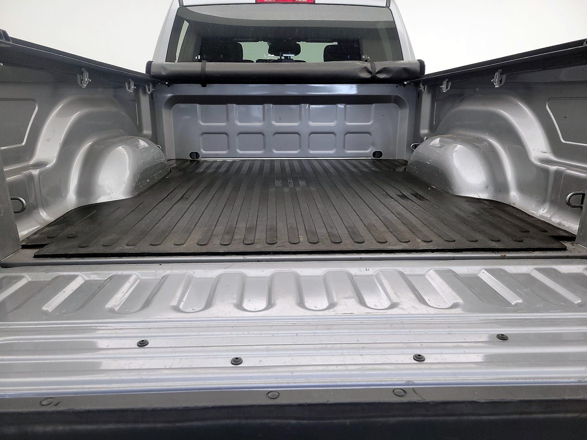 Thumbnail: 2021 RAM 1500 Classic - 20
