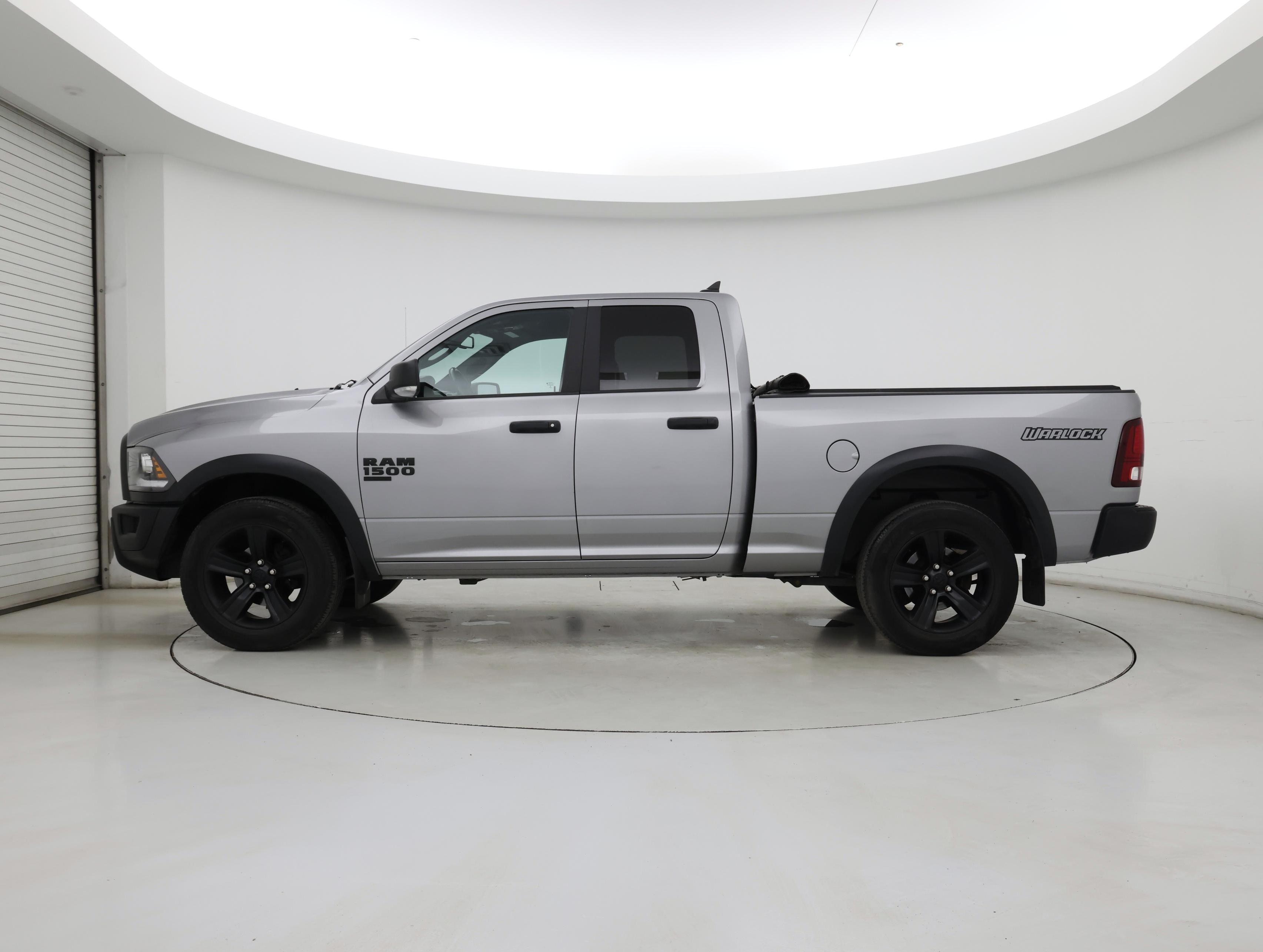 Thumbnail: 2021 RAM 1500 Classic - 3