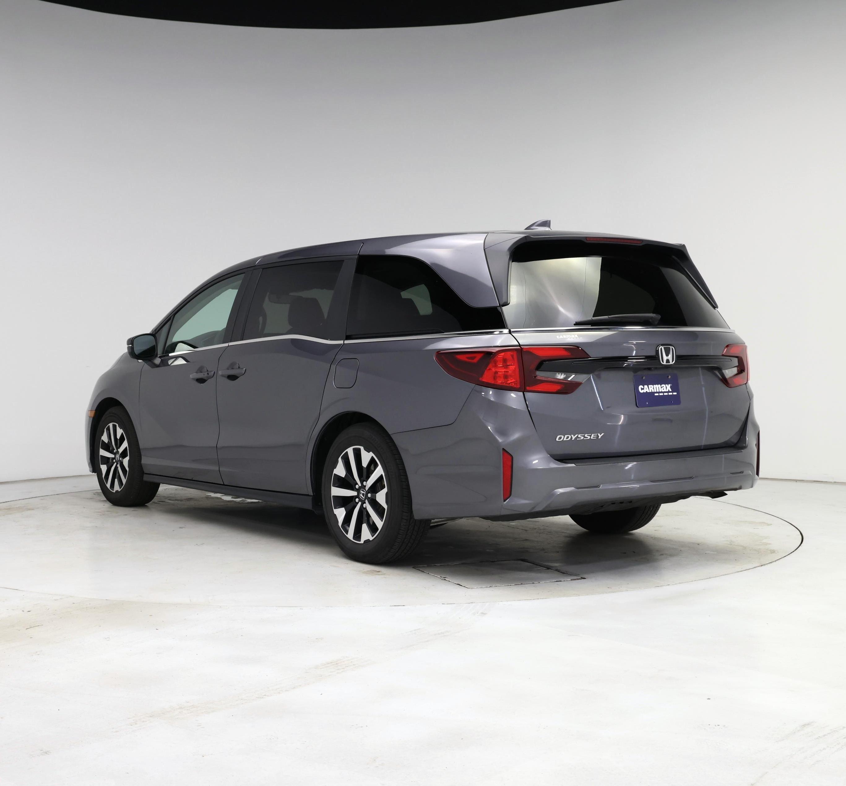 Thumbnail: 2025 Honda Odyssey - 2