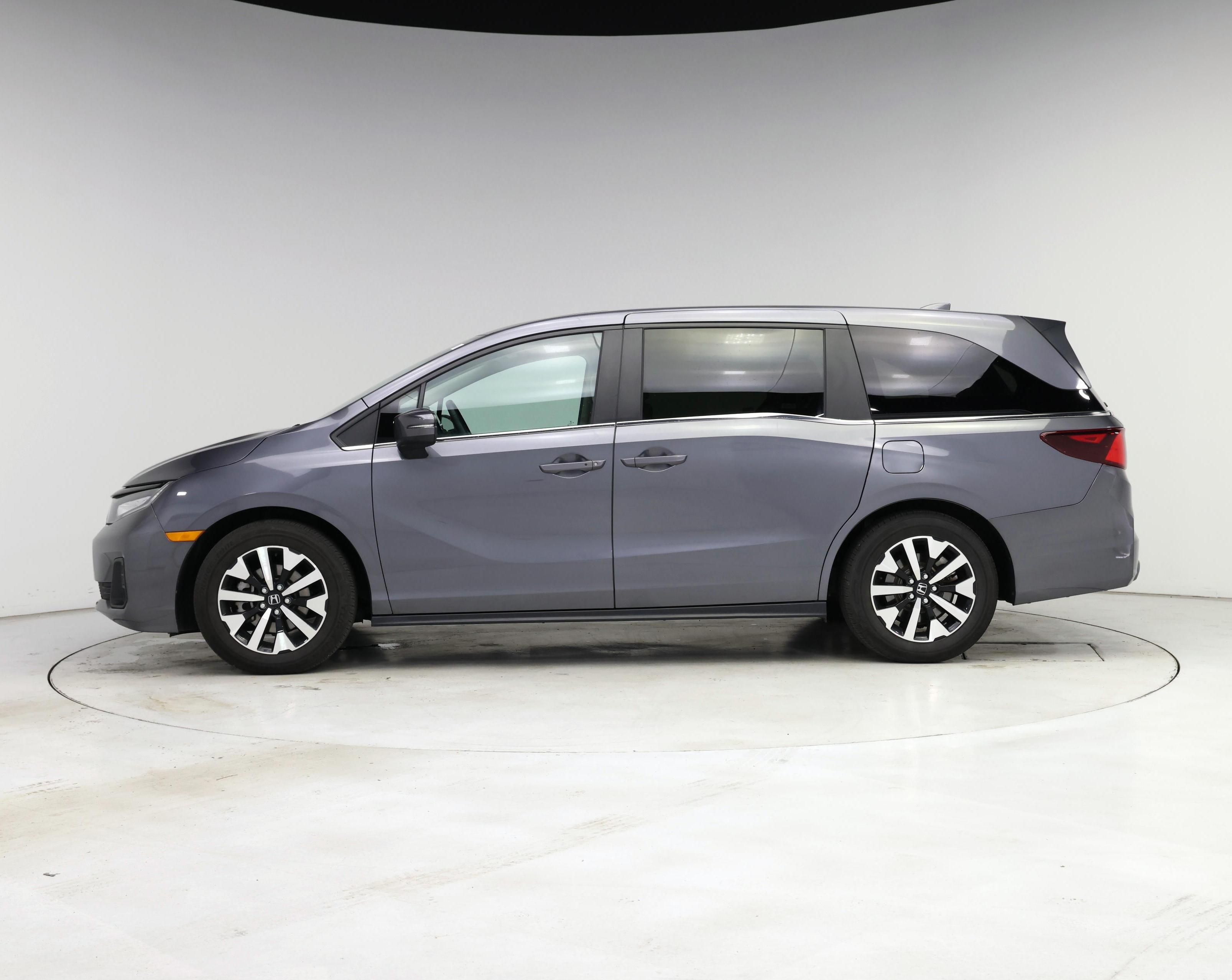 Thumbnail: 2025 Honda Odyssey - 3
