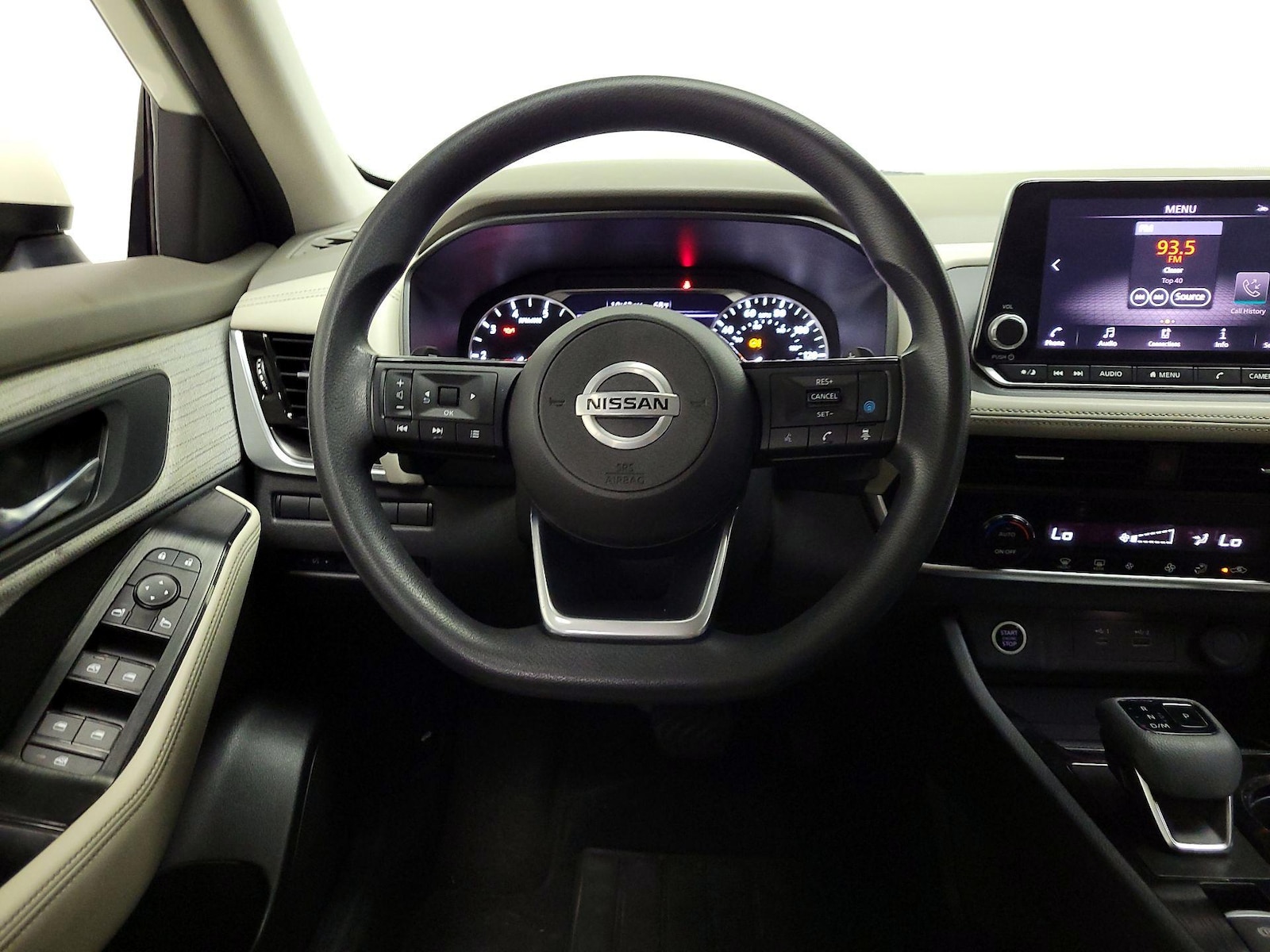 2021 Nissan Rogue SV - Photo 11