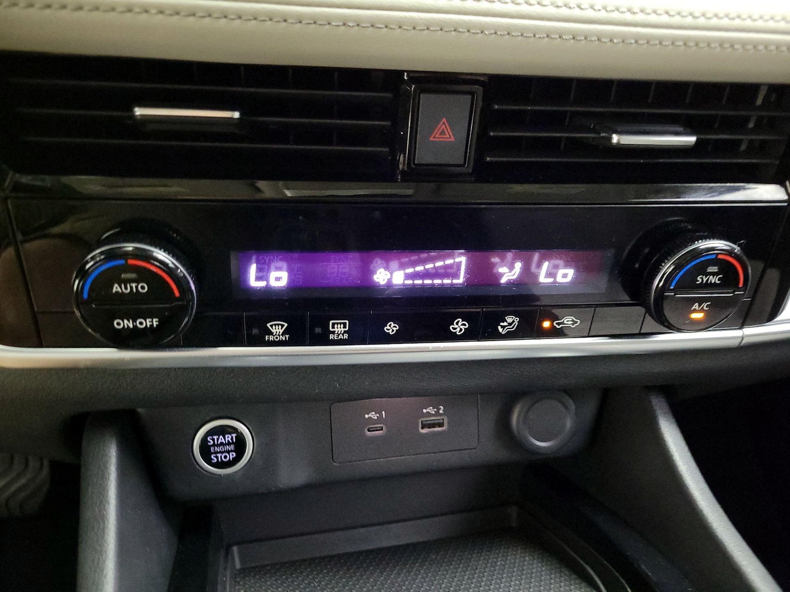 2021 Nissan Rogue SV - Photo 18