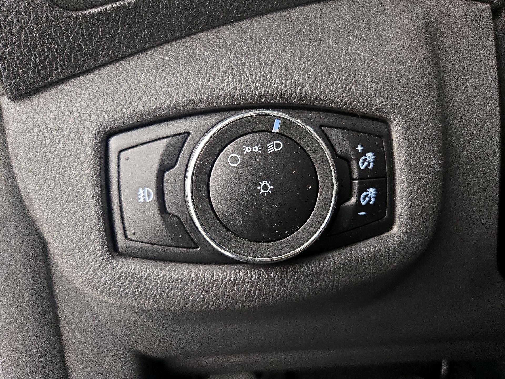 Thumbnail: 2014 Ford Transit Series - 13