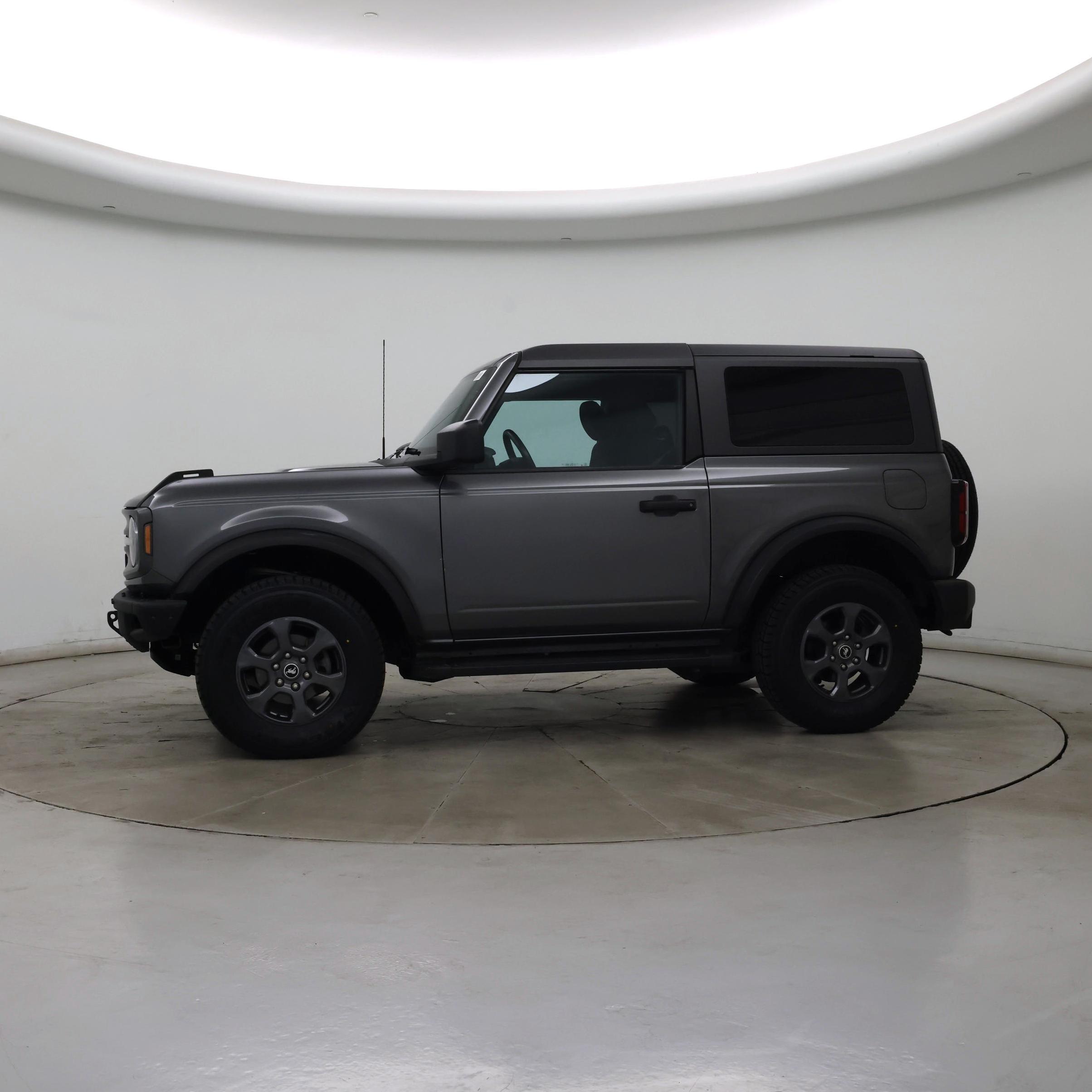 Thumbnail: 2022 Ford Bronco - 3