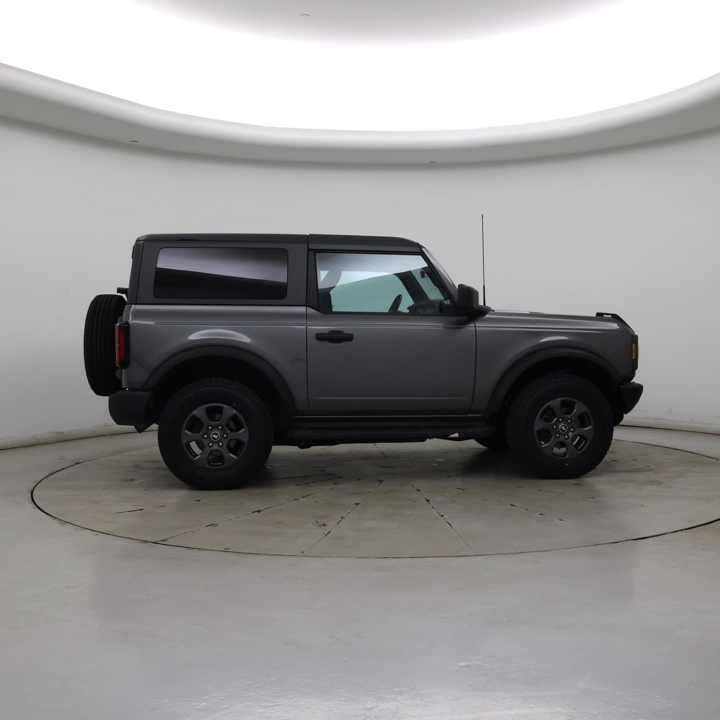 Thumbnail: 2022 Ford Bronco - 7
