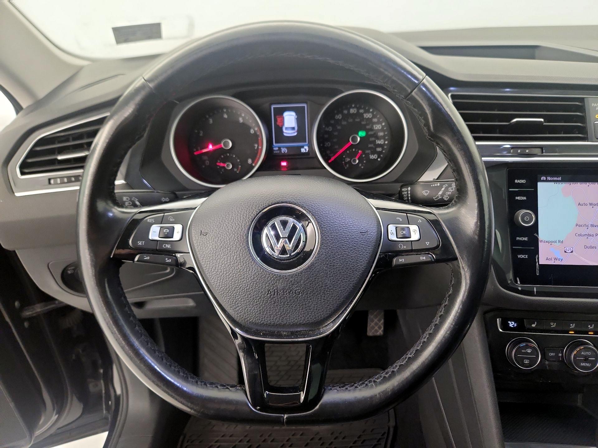 Thumbnail: 2018 Volkswagen Tiguan - 10
