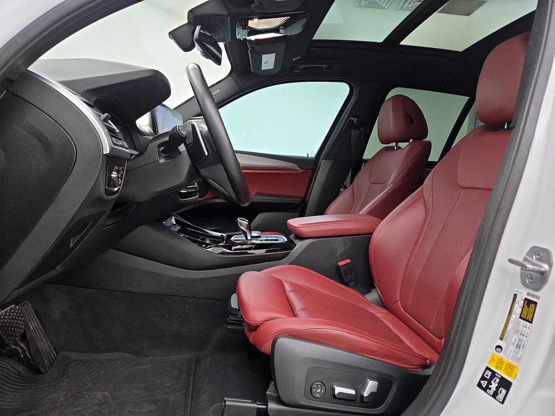 Thumbnail: 2022 BMW X3 - 11