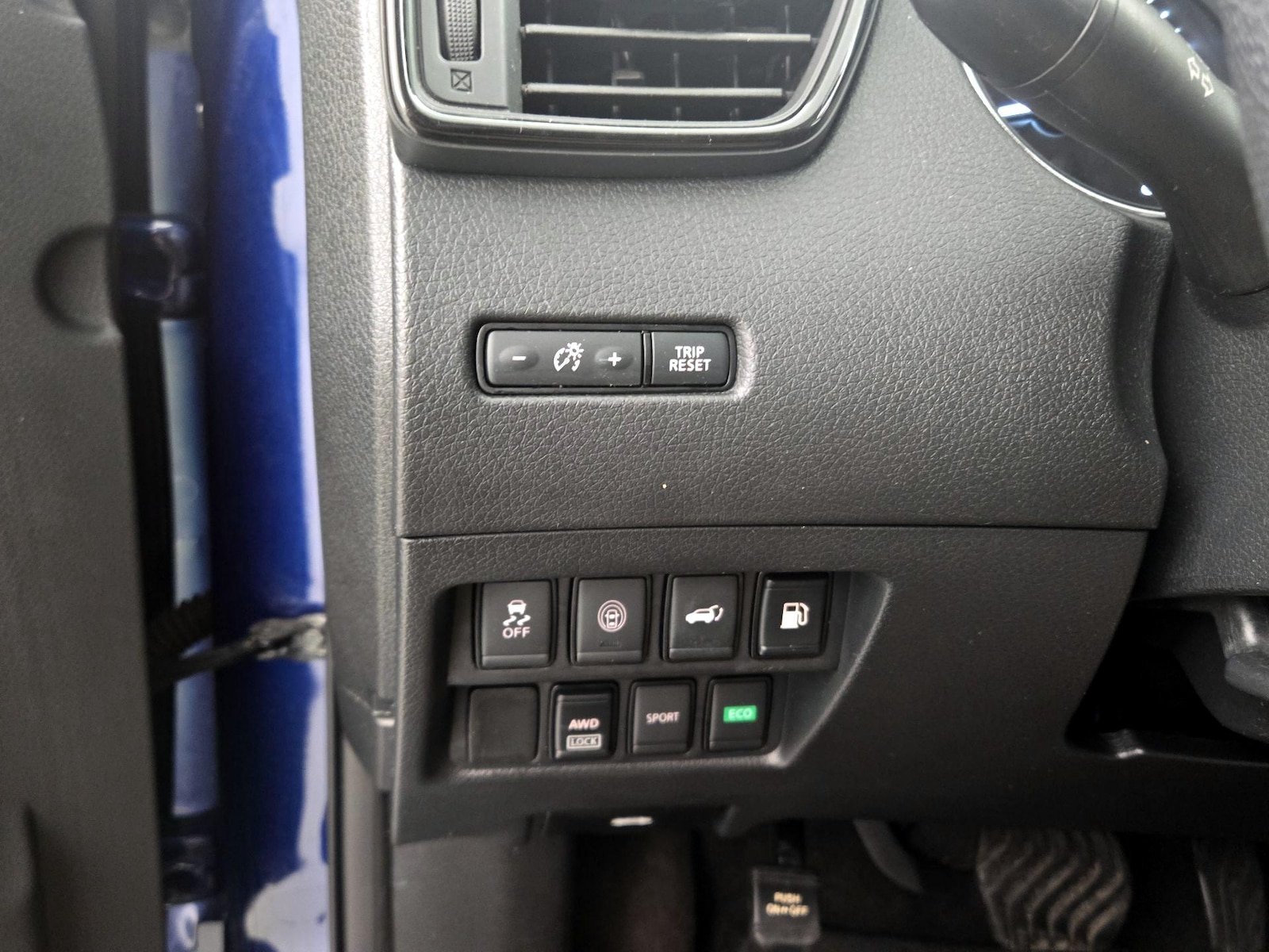 2019 Nissan Rogue SV - Photo 14