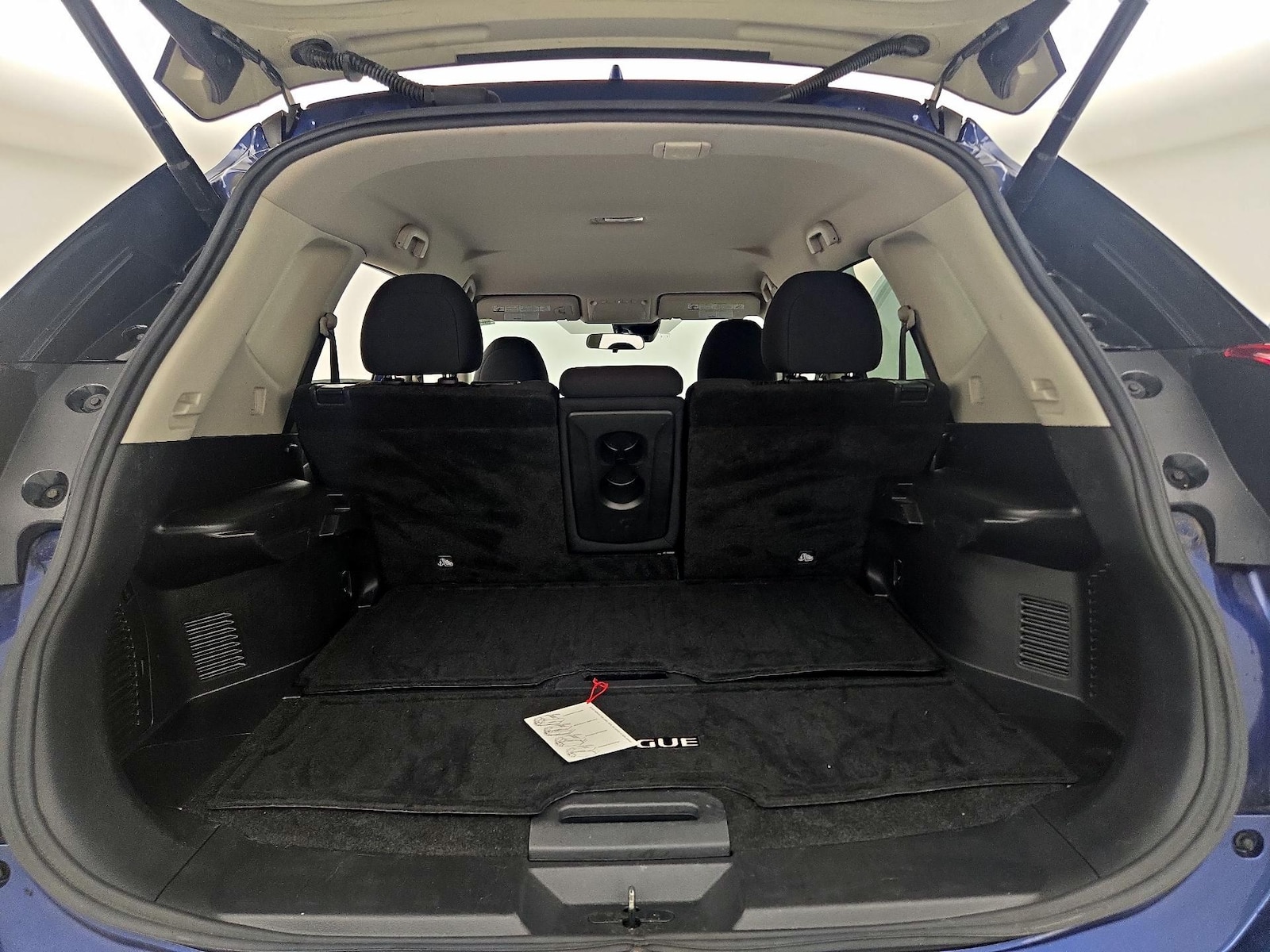 2019 Nissan Rogue SV - Photo 21