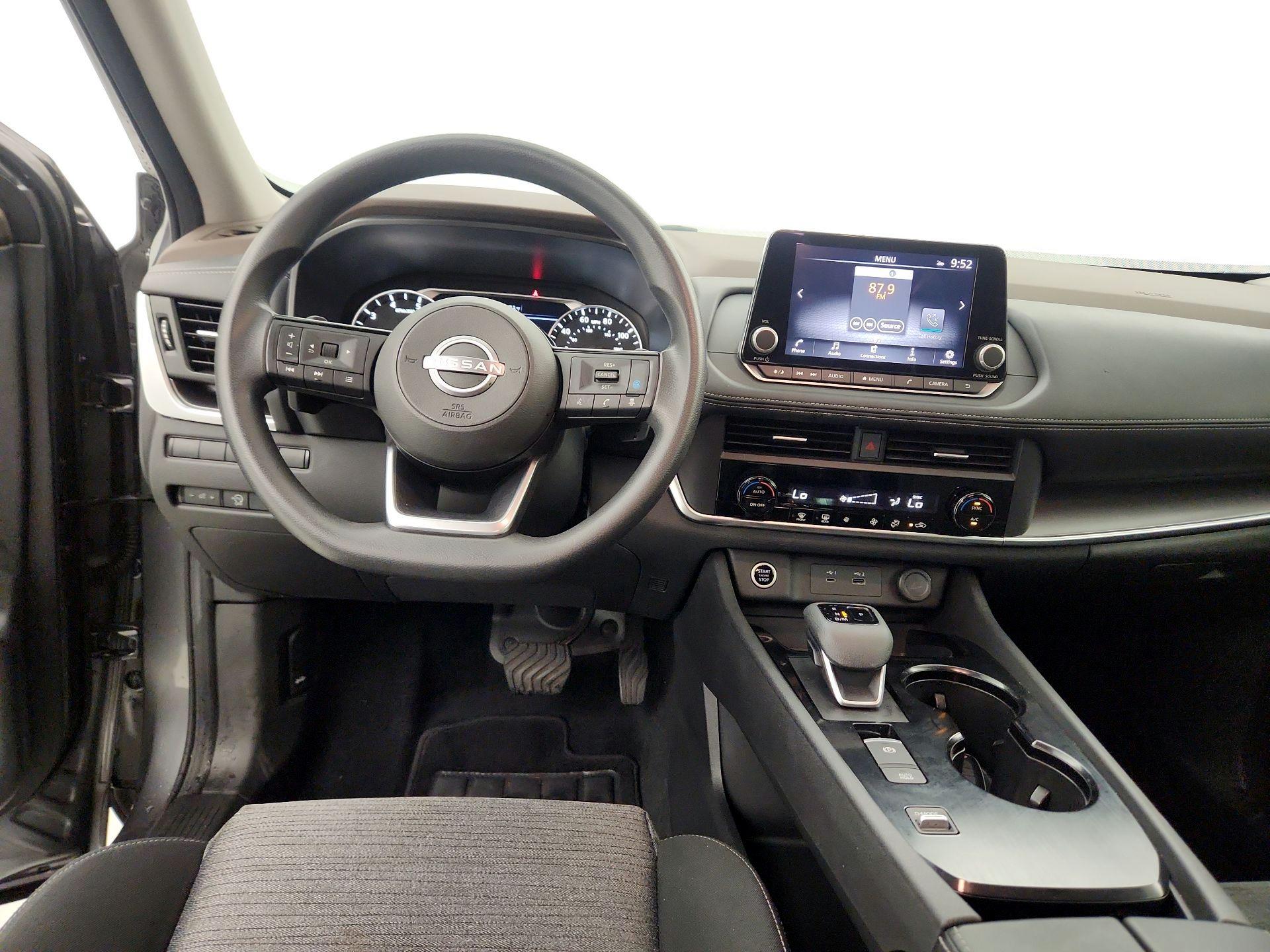 Thumbnail: 2023 Nissan Rogue - 10